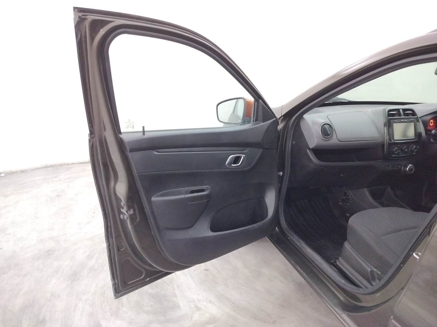 Kwid image 21 Kwid image 21