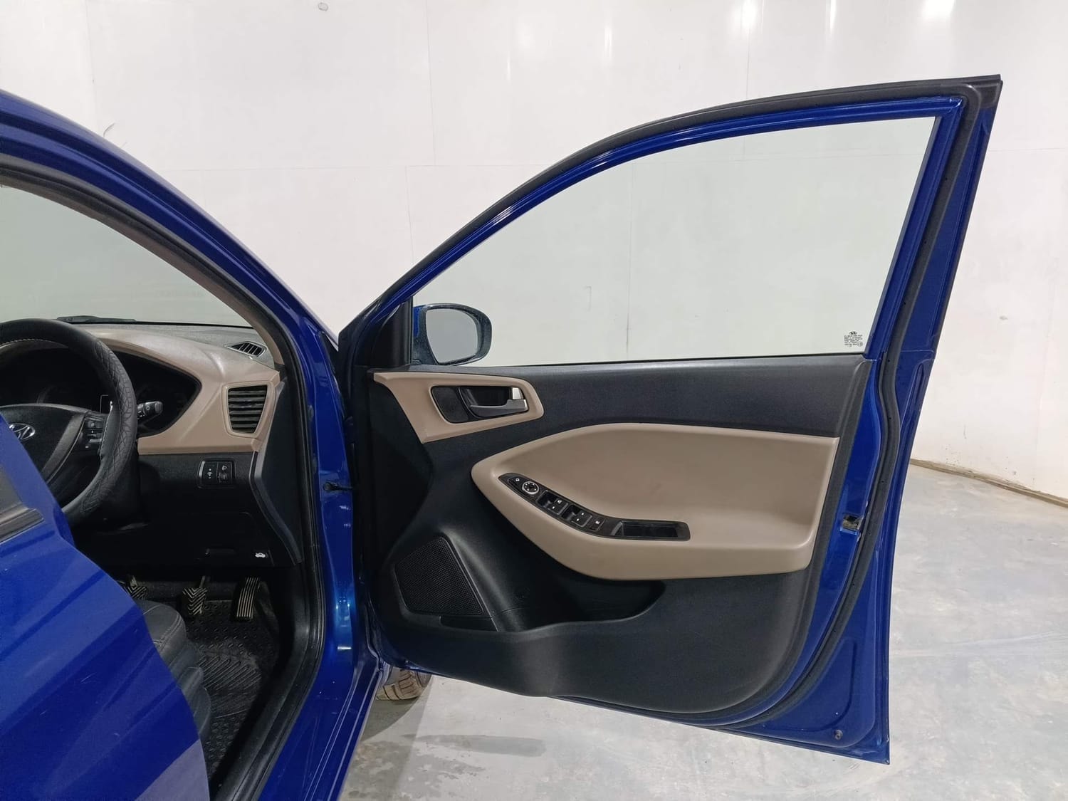 Elite i20 image 19 Elite i20 image 19