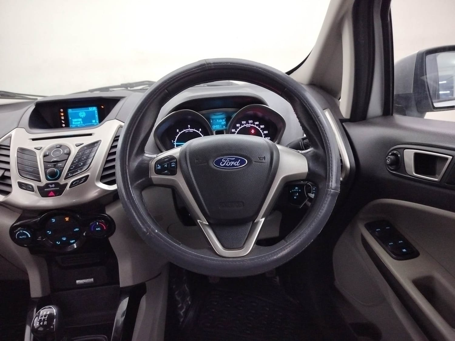 EcoSport image 14 EcoSport image 14