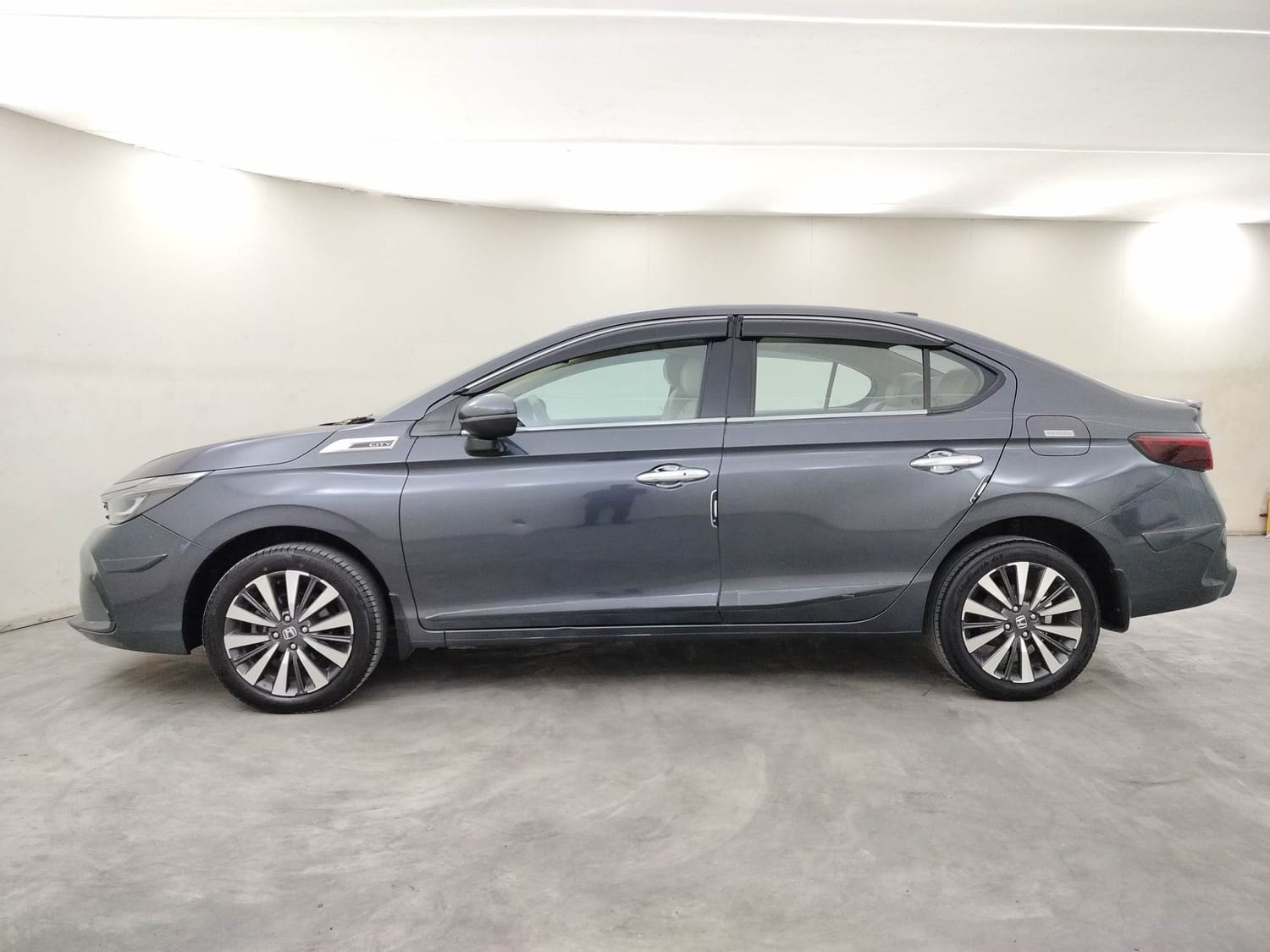 City ZX image 2 City ZX image 2