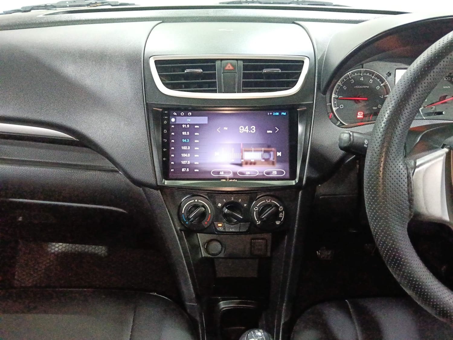 Swift image 13 Swift image 13