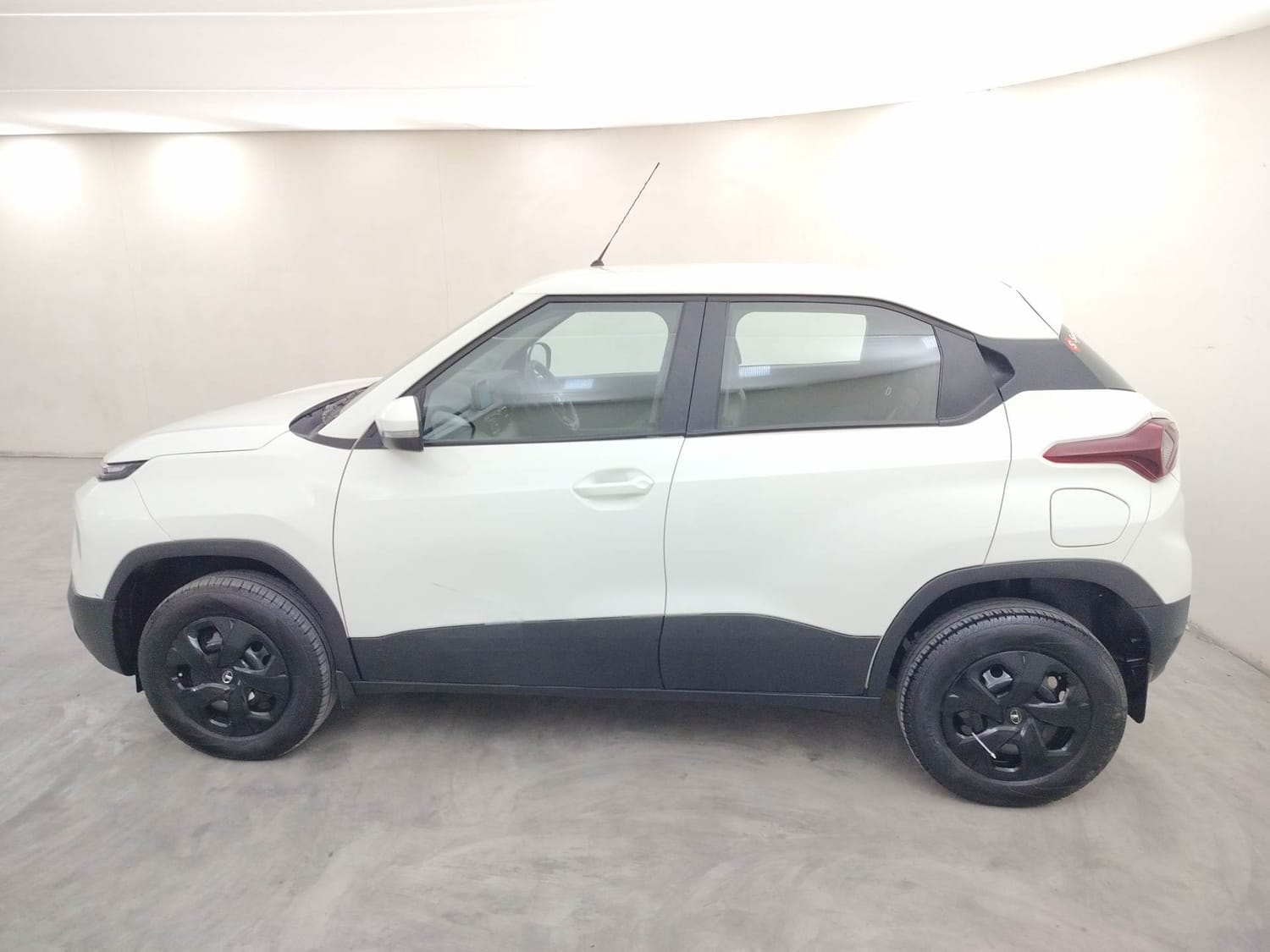 Punch image 2 Punch image 2