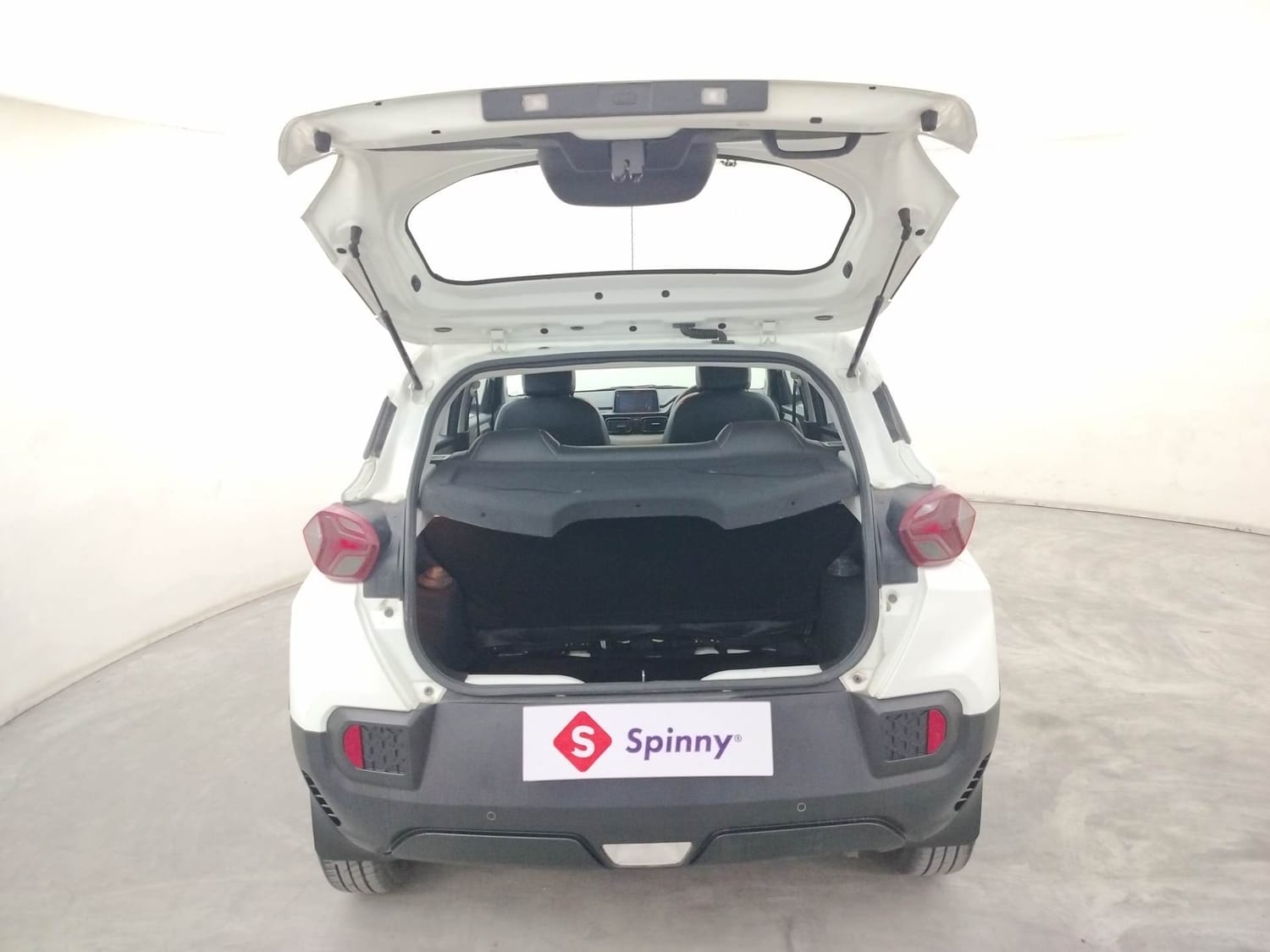 Punch image 24 Punch image 24