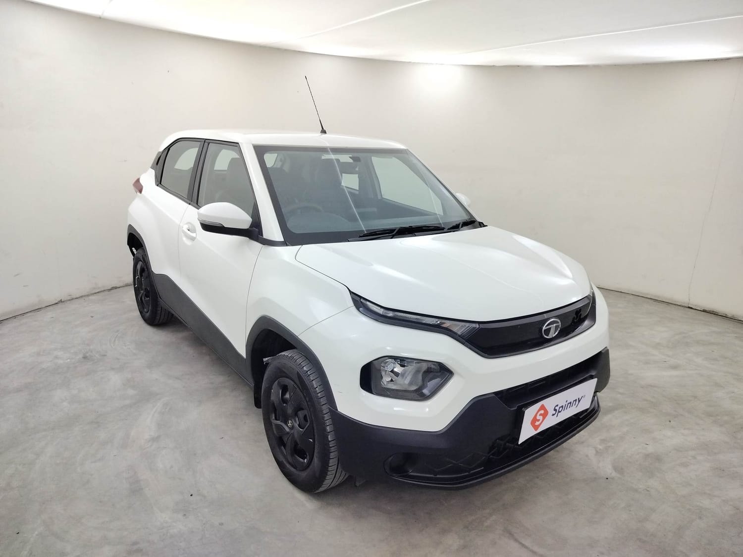 Punch image 7 Punch image 7