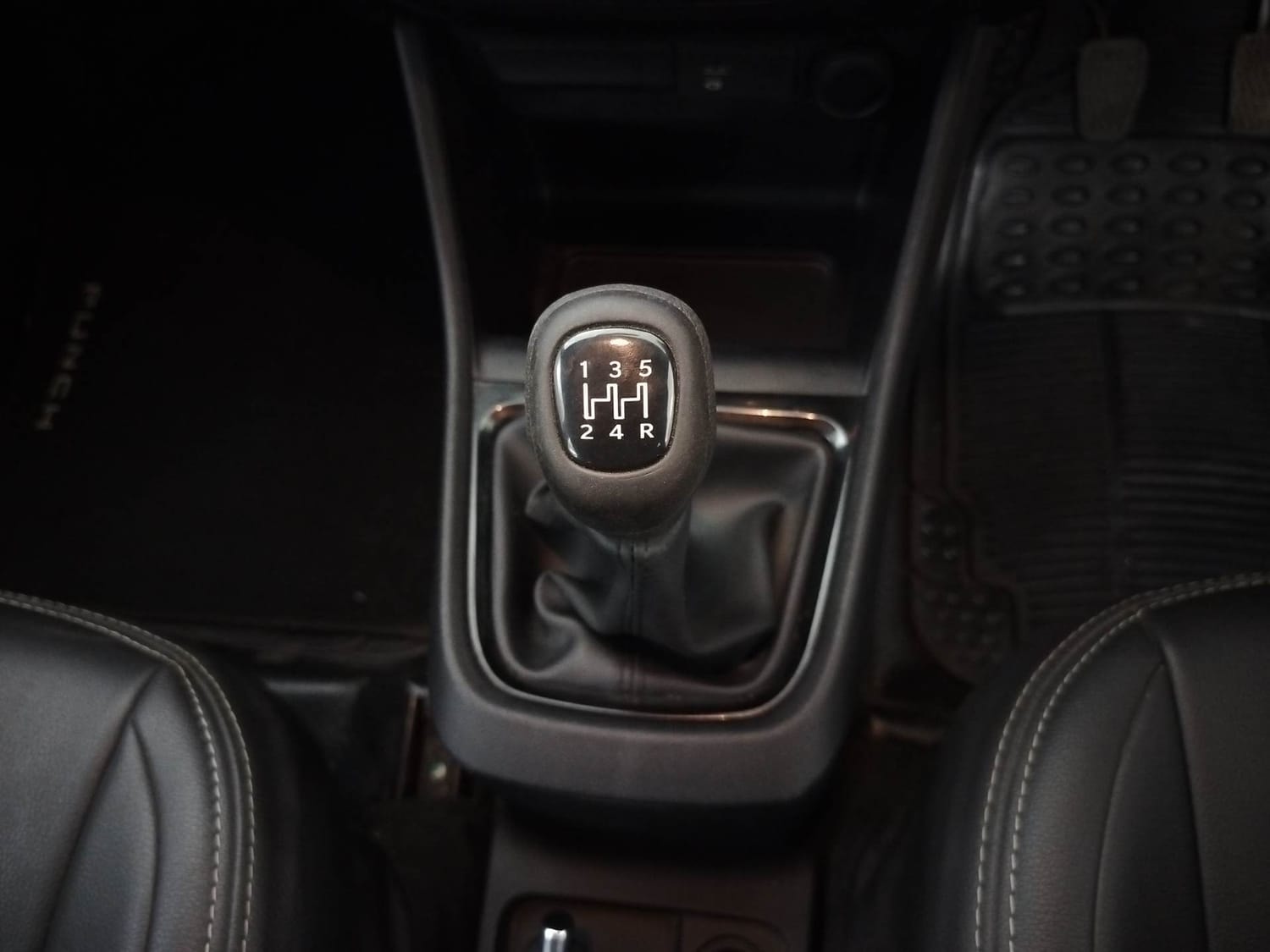 Punch image 16 Punch image 16