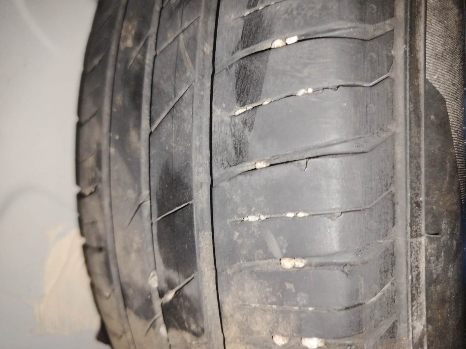 Punch image 40 Punch image 40