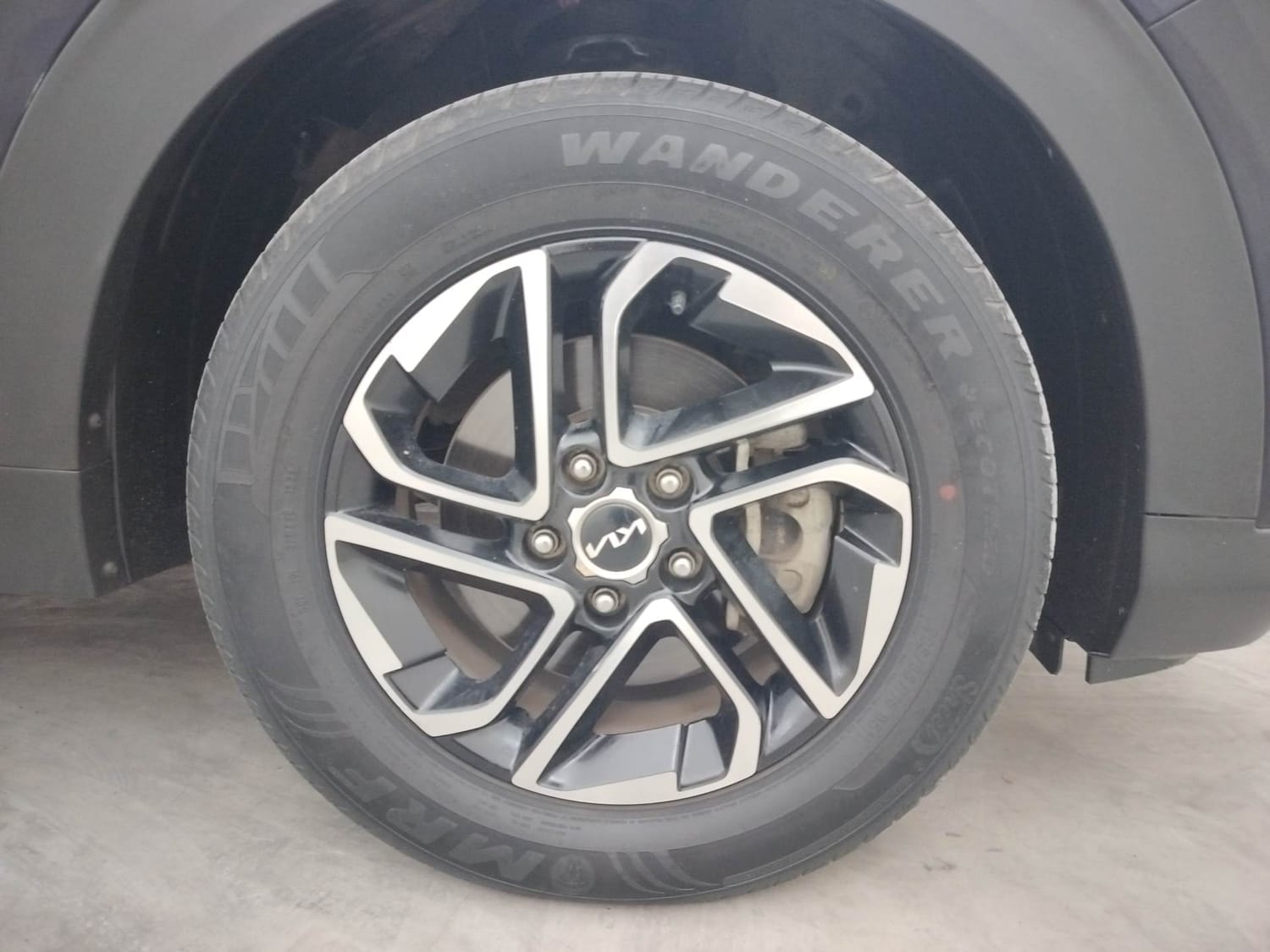 Carens image 32 Carens image 32