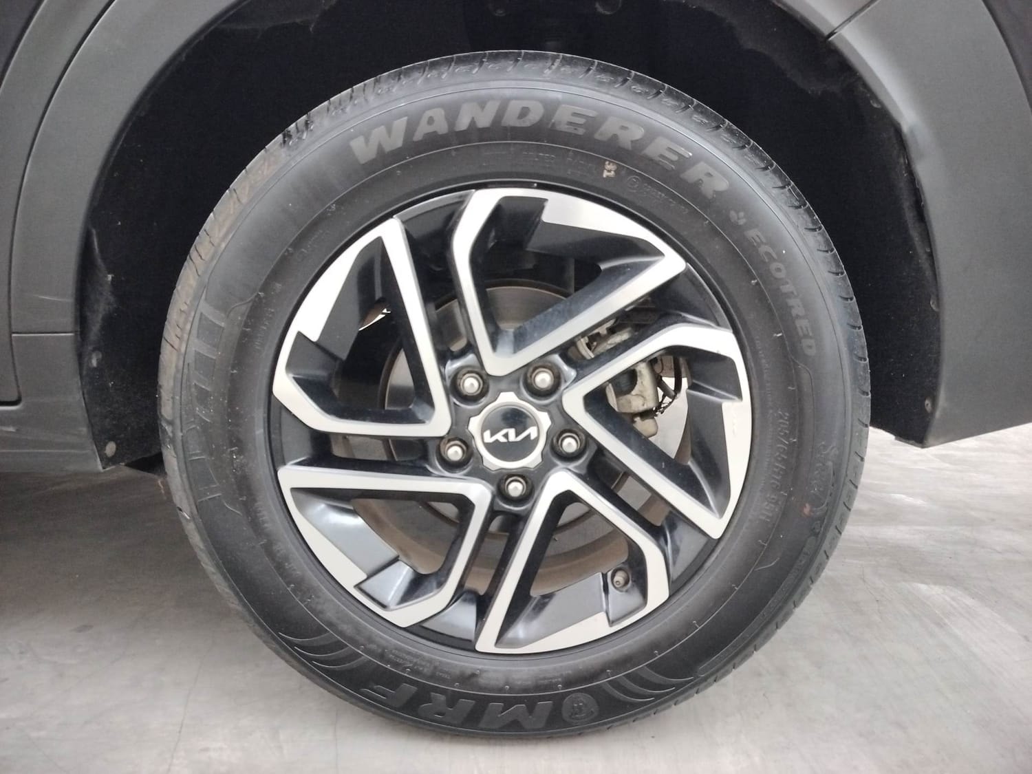 Carens image 35 Carens image 35