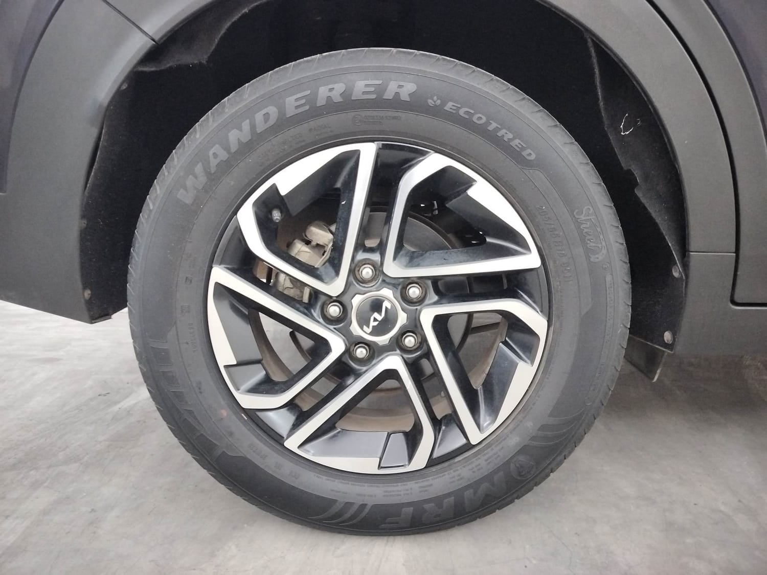 Carens image 33 Carens image 33