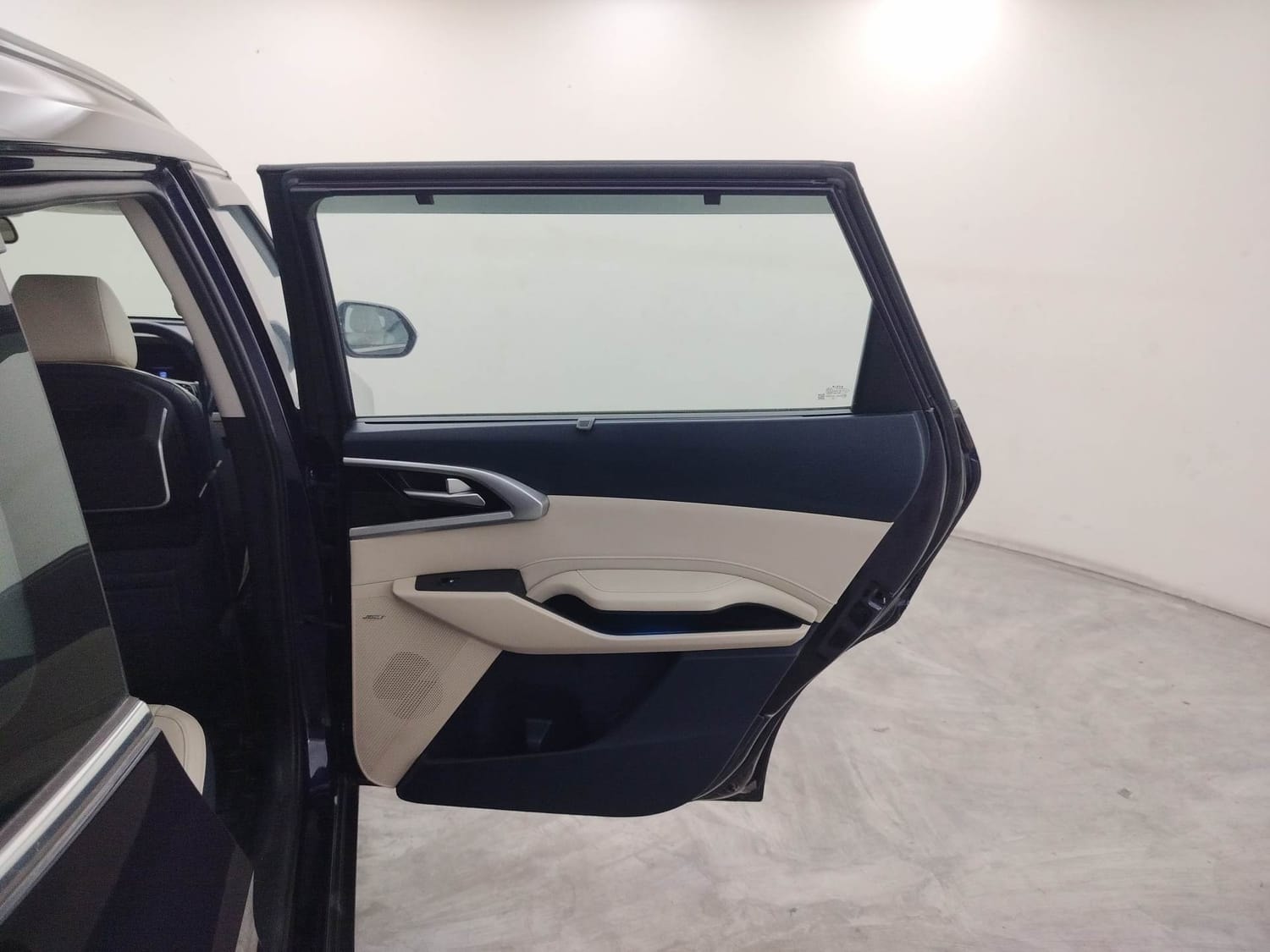 Carens image 20 Carens image 20