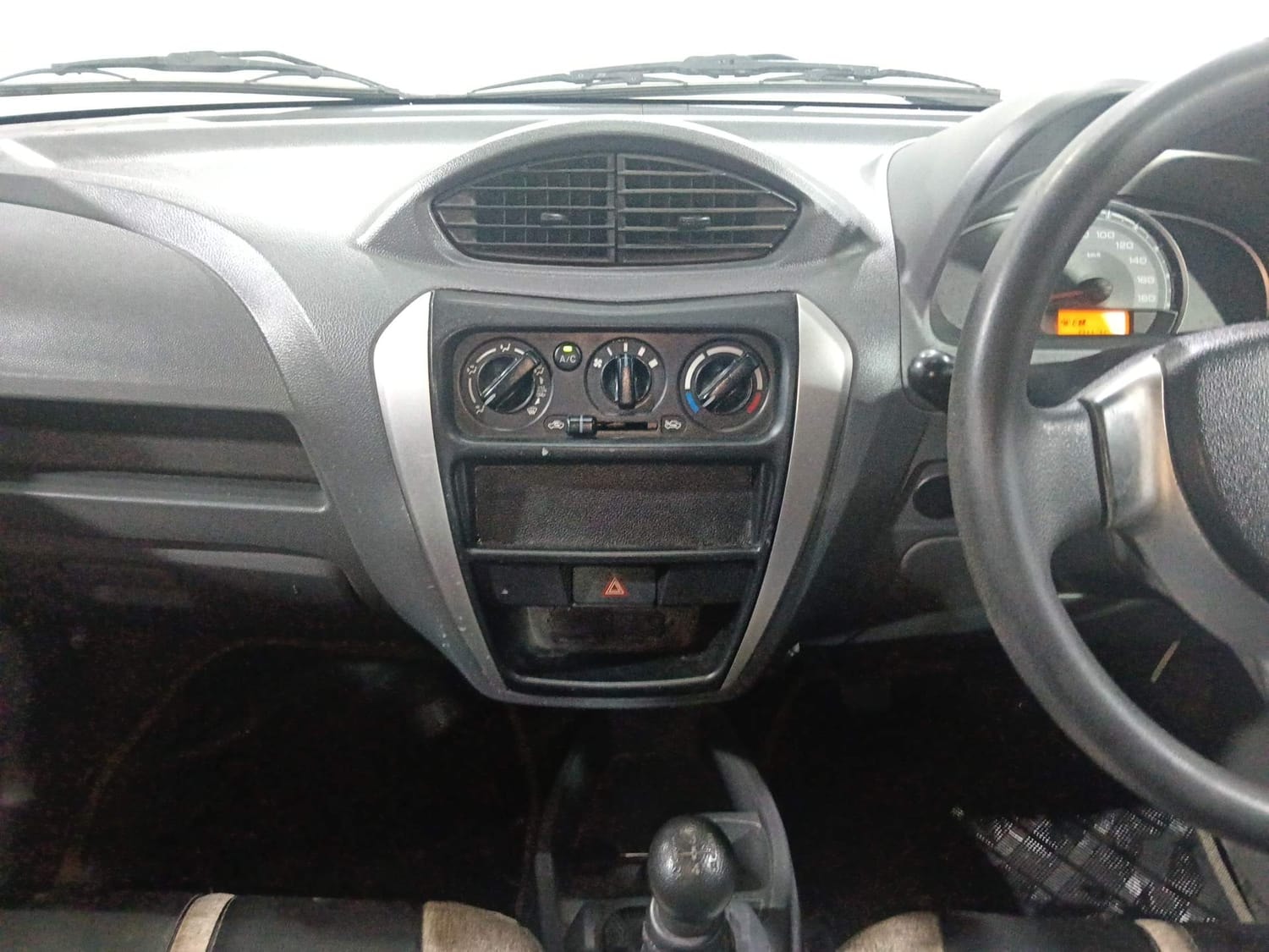 Alto 800 image 13 Alto 800 image 13