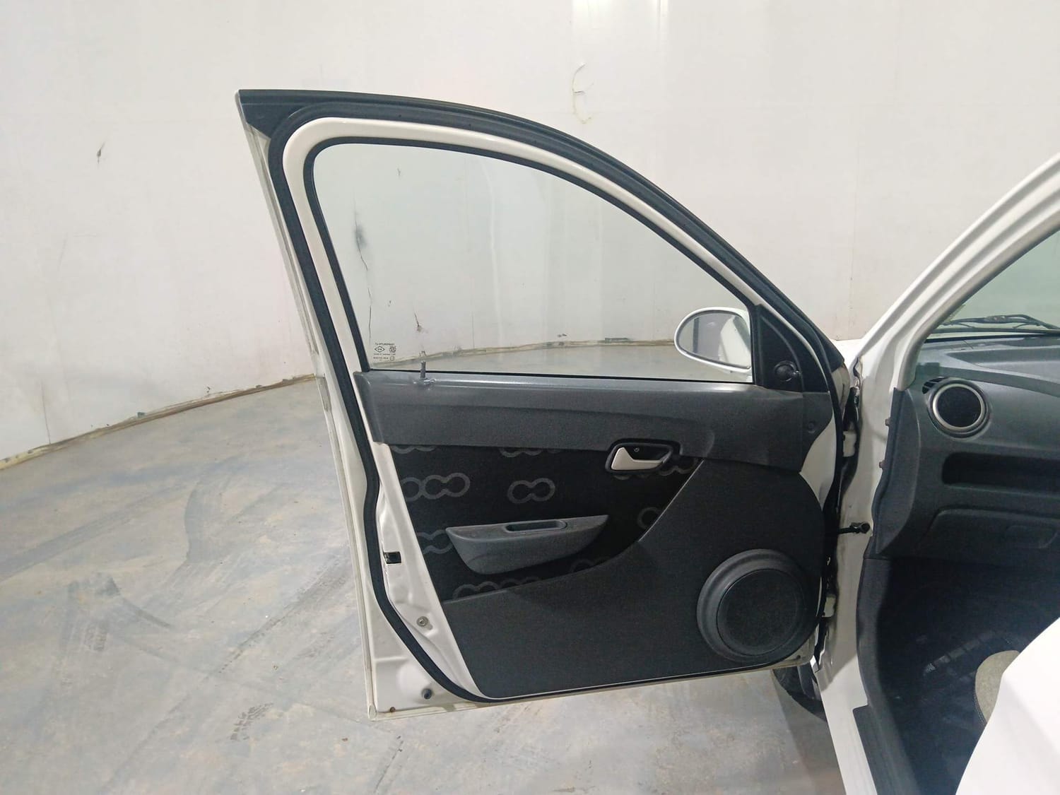 Alto 800 image 21 Alto 800 image 21