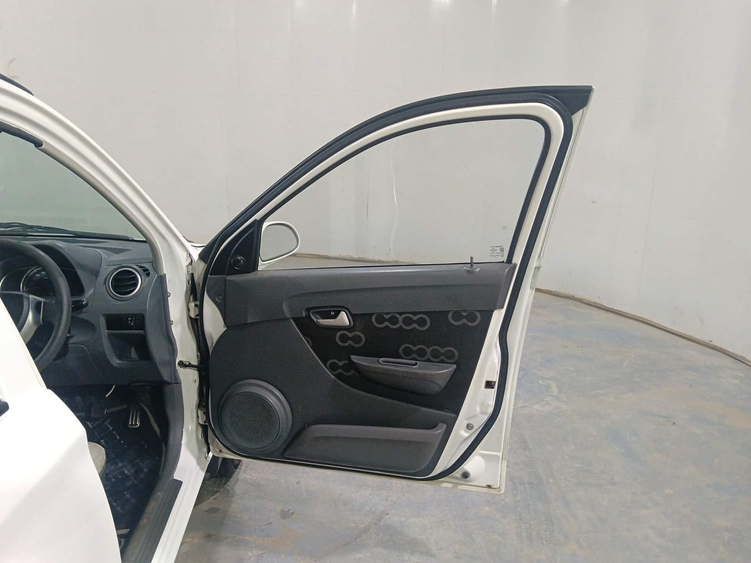 Alto 800 image 19 Alto 800 image 19