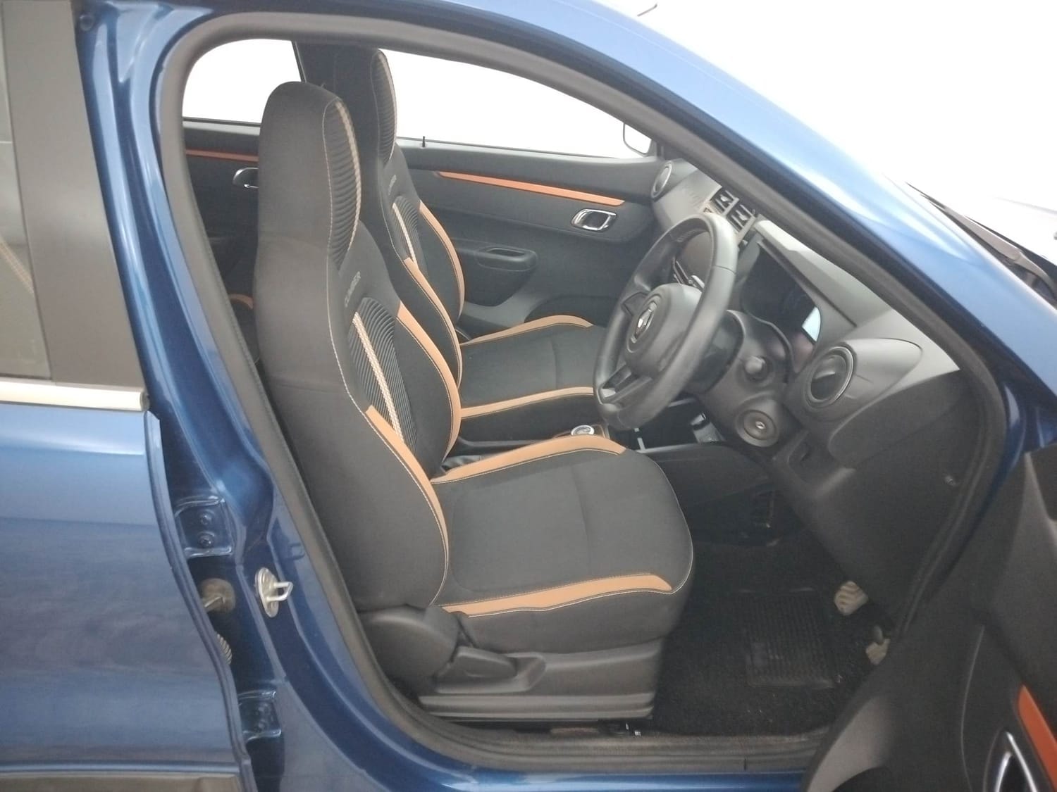 Kwid image 17 Kwid image 17