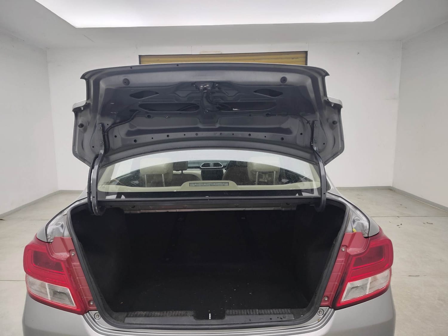 Dzire image 24 Dzire image 24