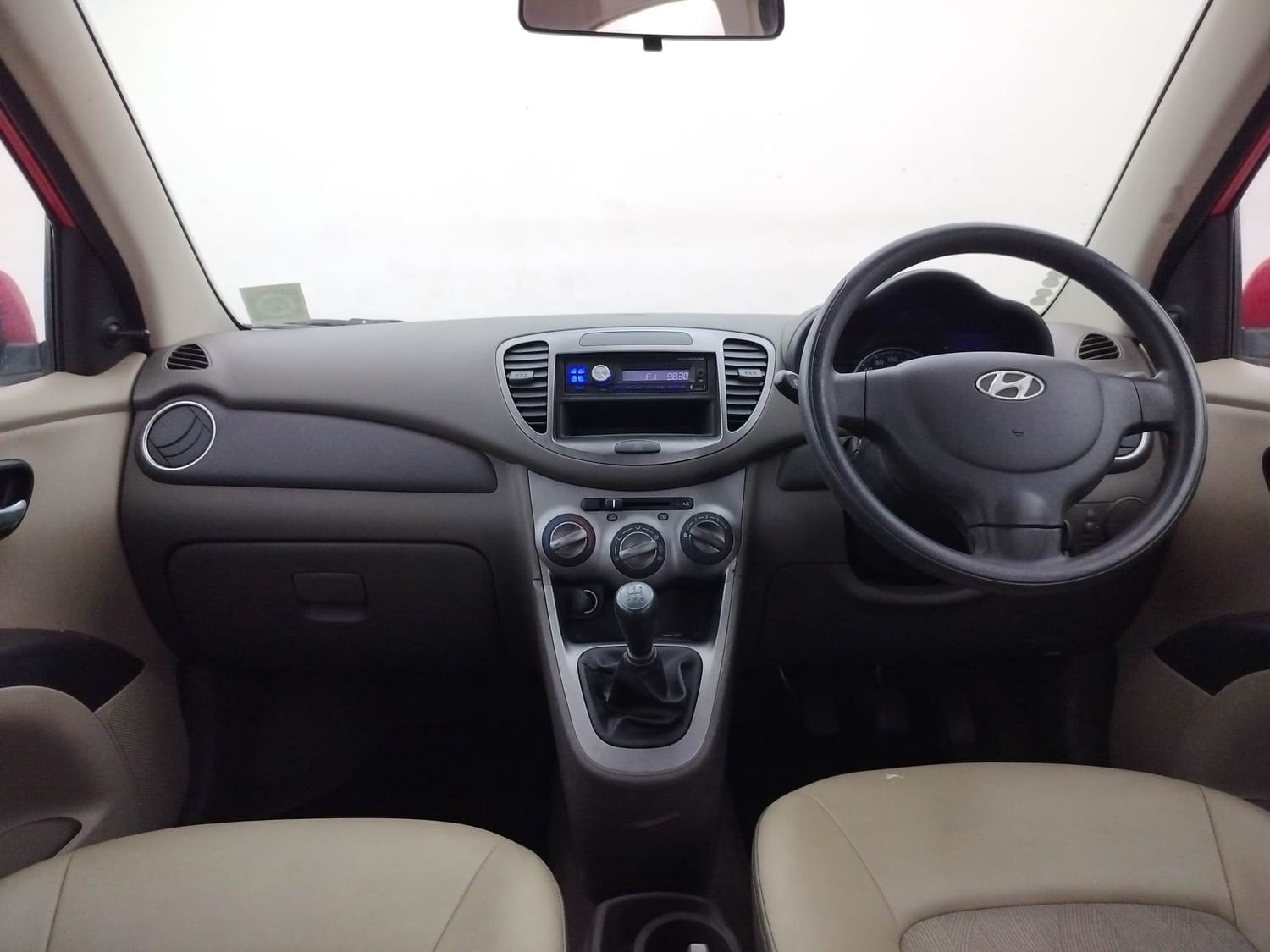 i10 image 12 i10 image 12