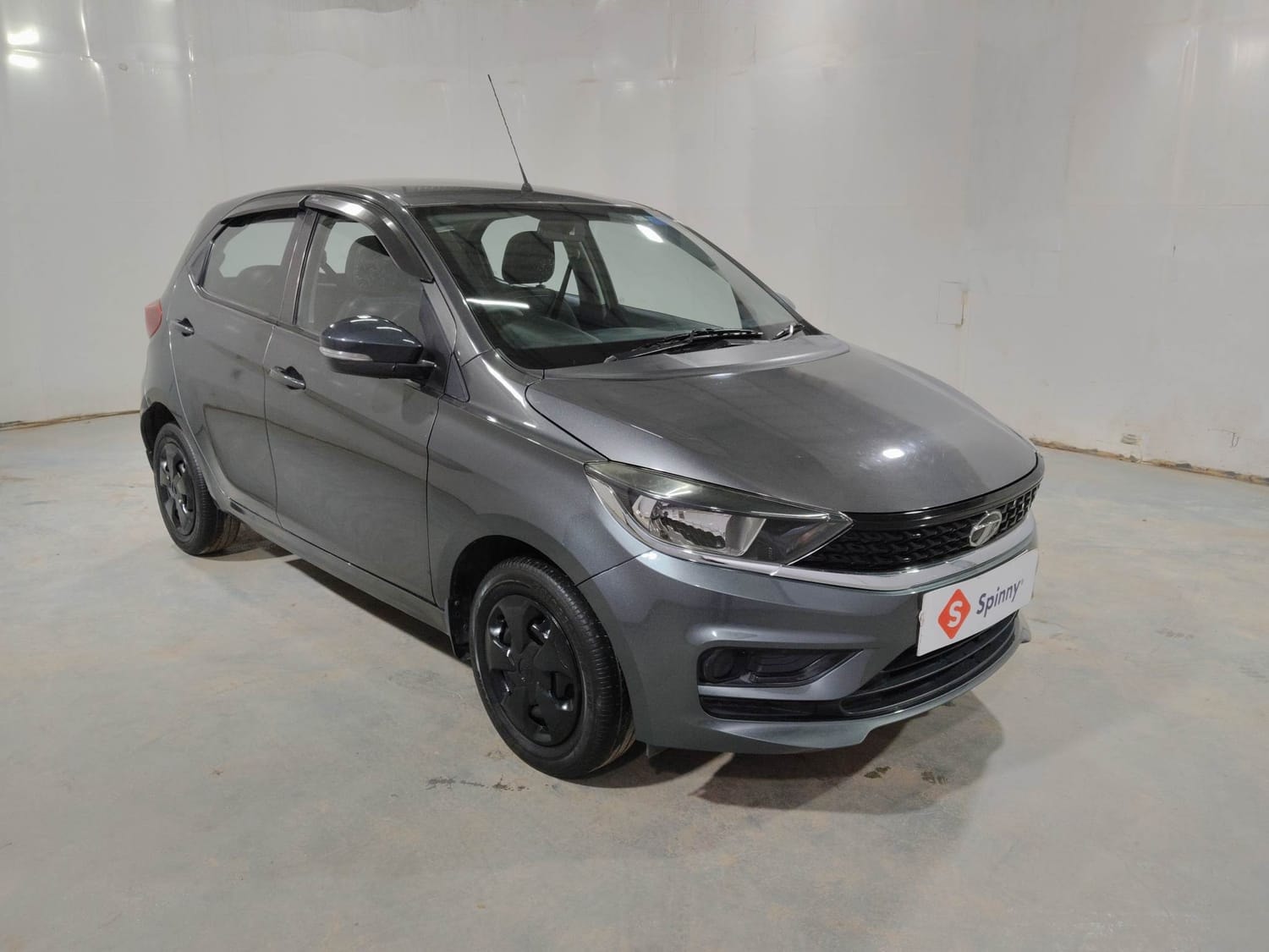 Tiago image 7 Tiago image 7