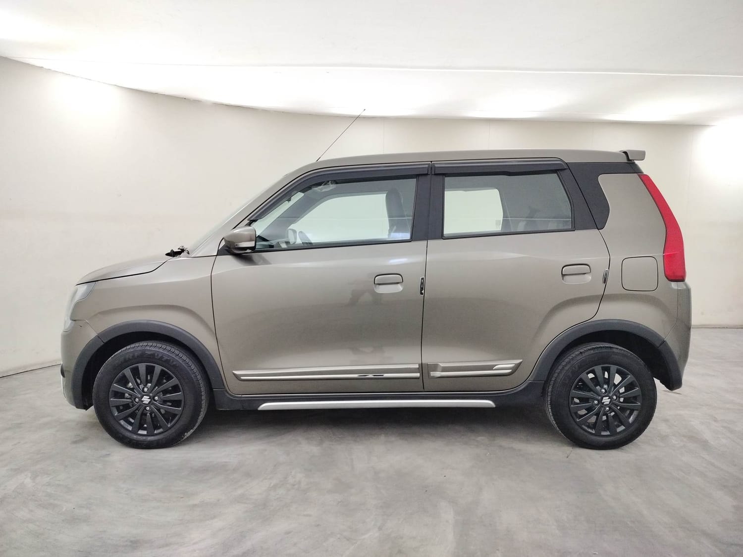 Wagon R image 2 Wagon R image 2