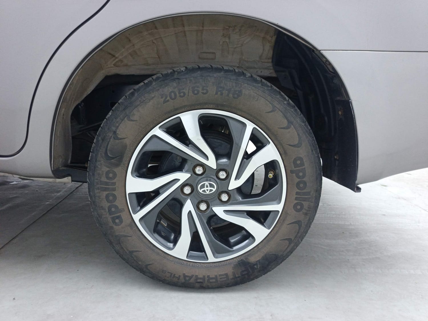 Innova Crysta image 35 Innova Crysta image 35