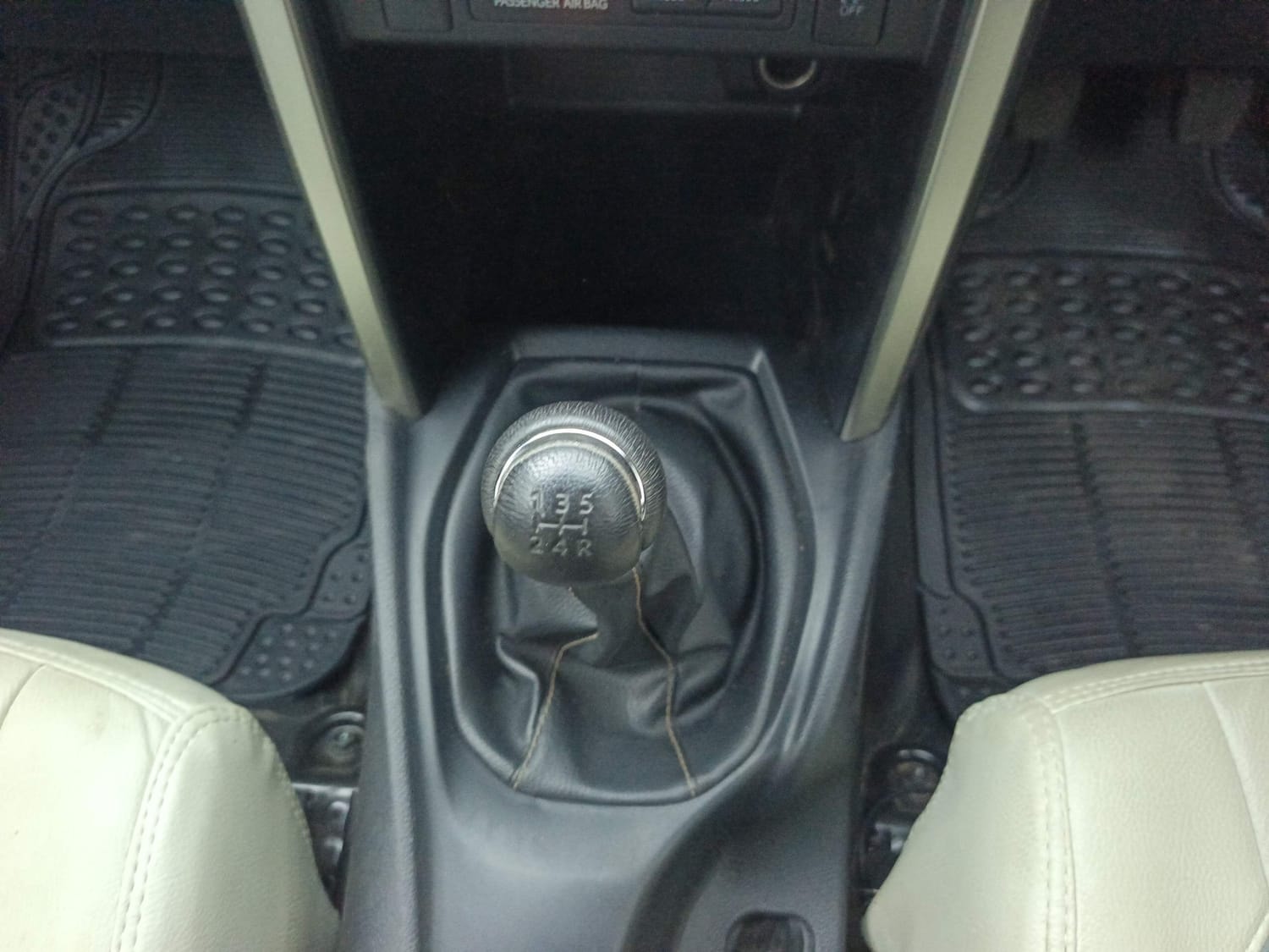 Innova Crysta image 16 Innova Crysta image 16