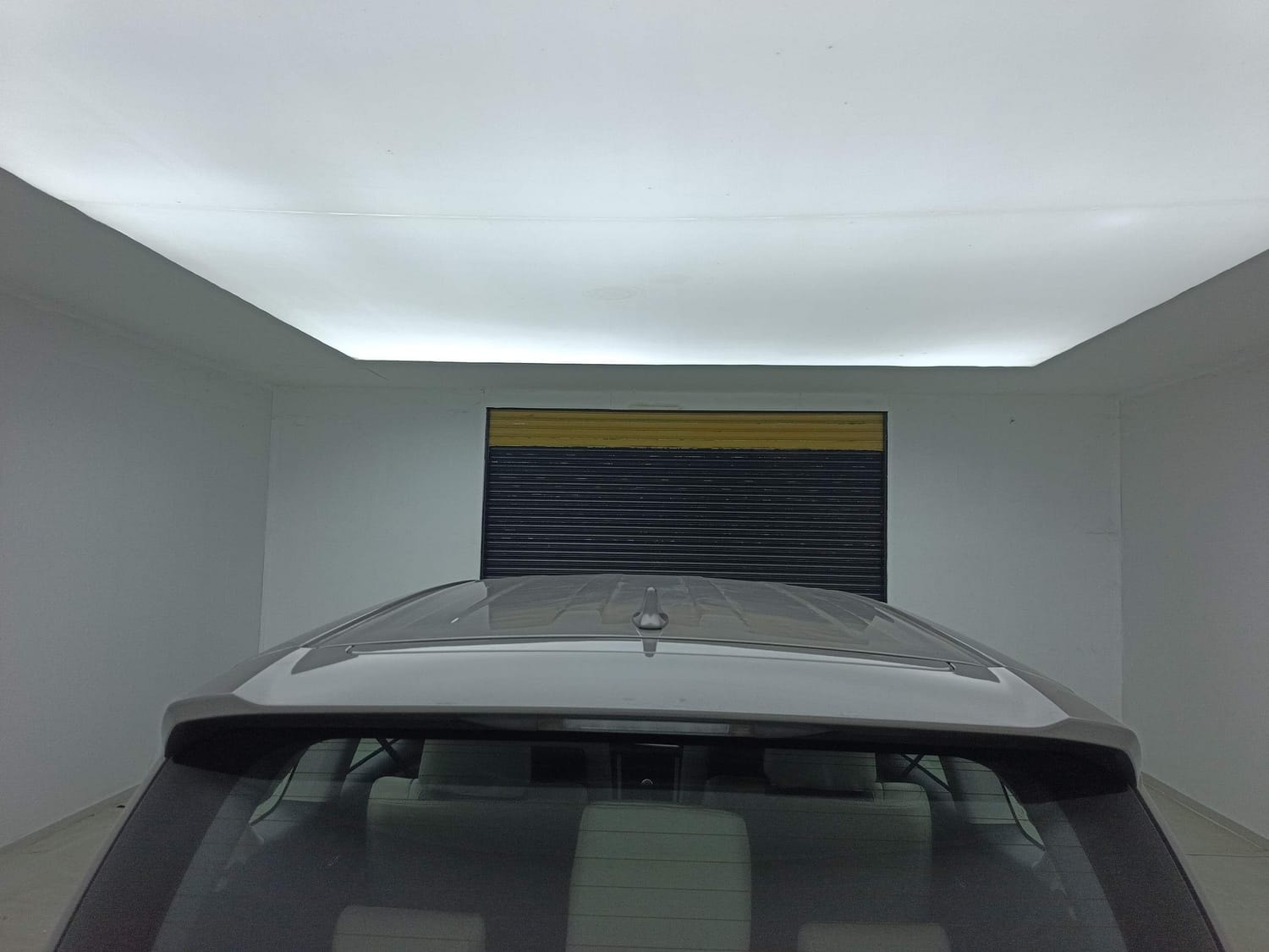 Innova Crysta image 11 Innova Crysta image 11