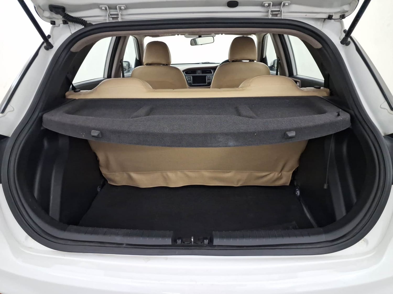 Elite i20 image 25 Elite i20 image 25