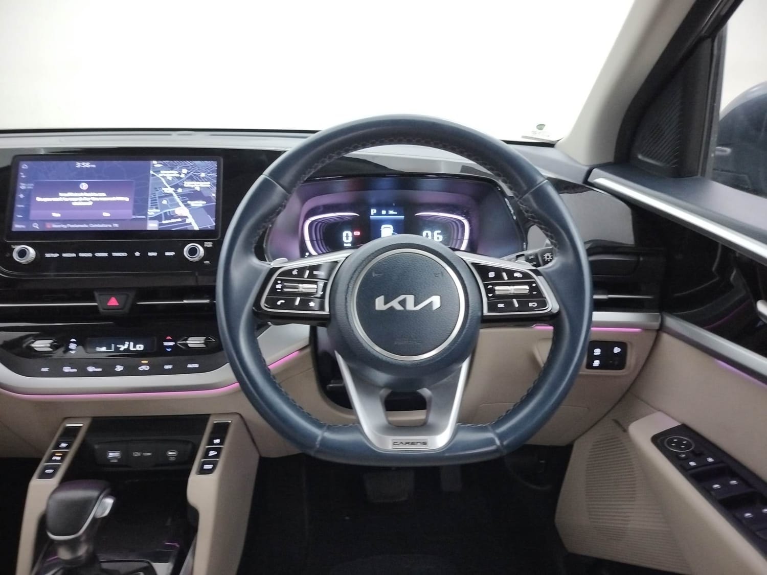 Carens image 14 Carens image 14