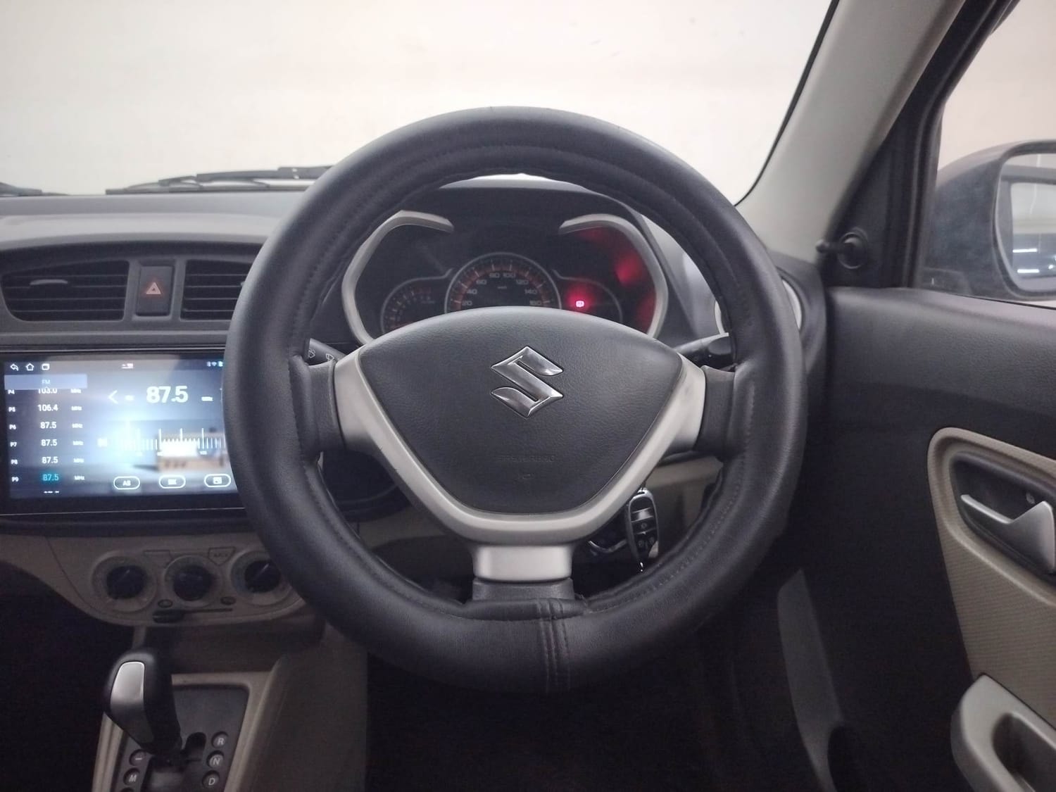 Alto K10 image 14 Alto K10 image 14