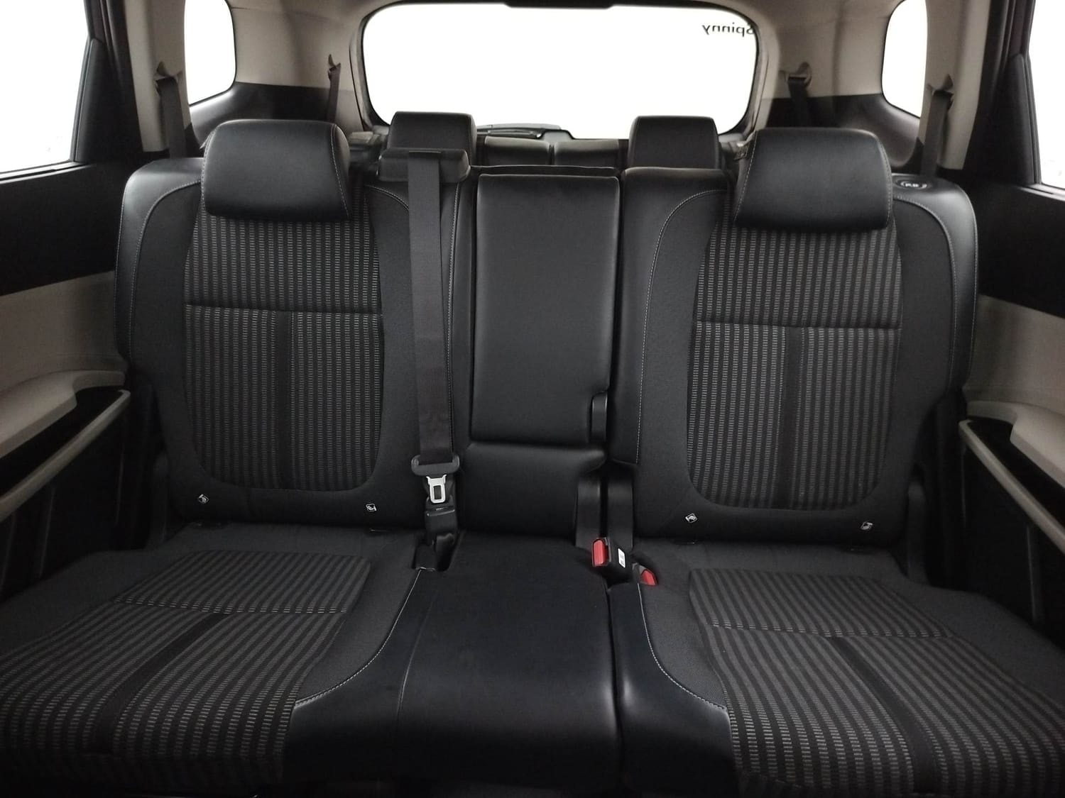 Carens image 23 Carens image 23