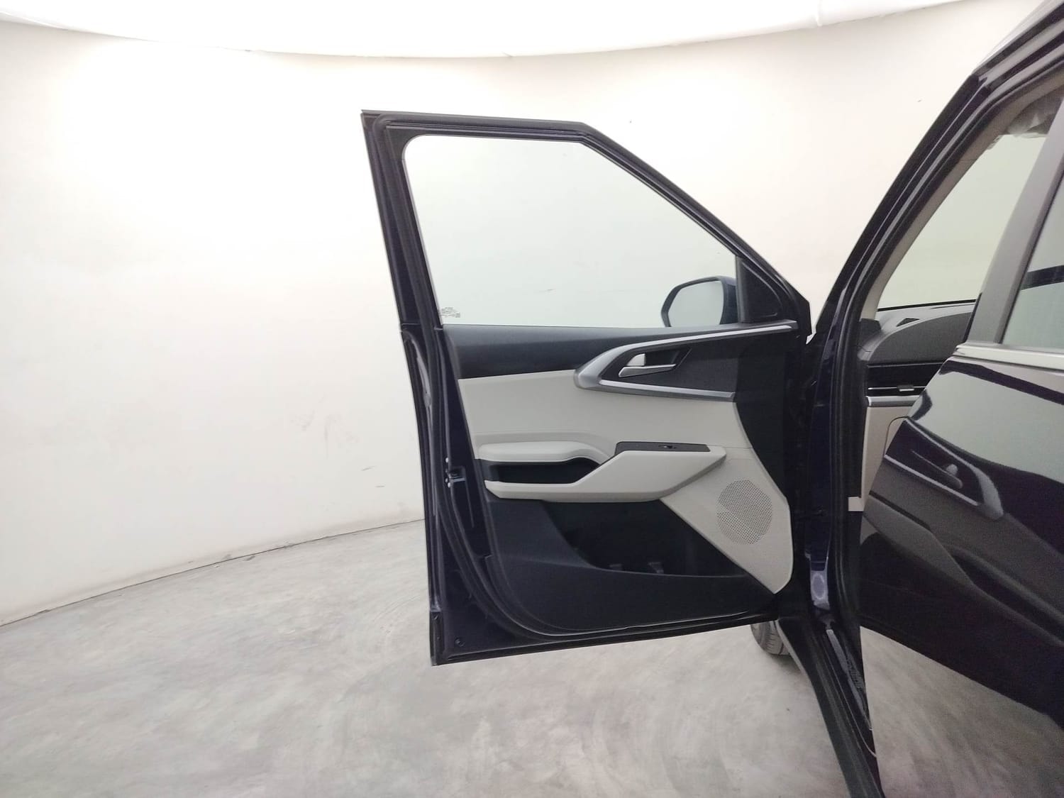 Carens image 21 Carens image 21