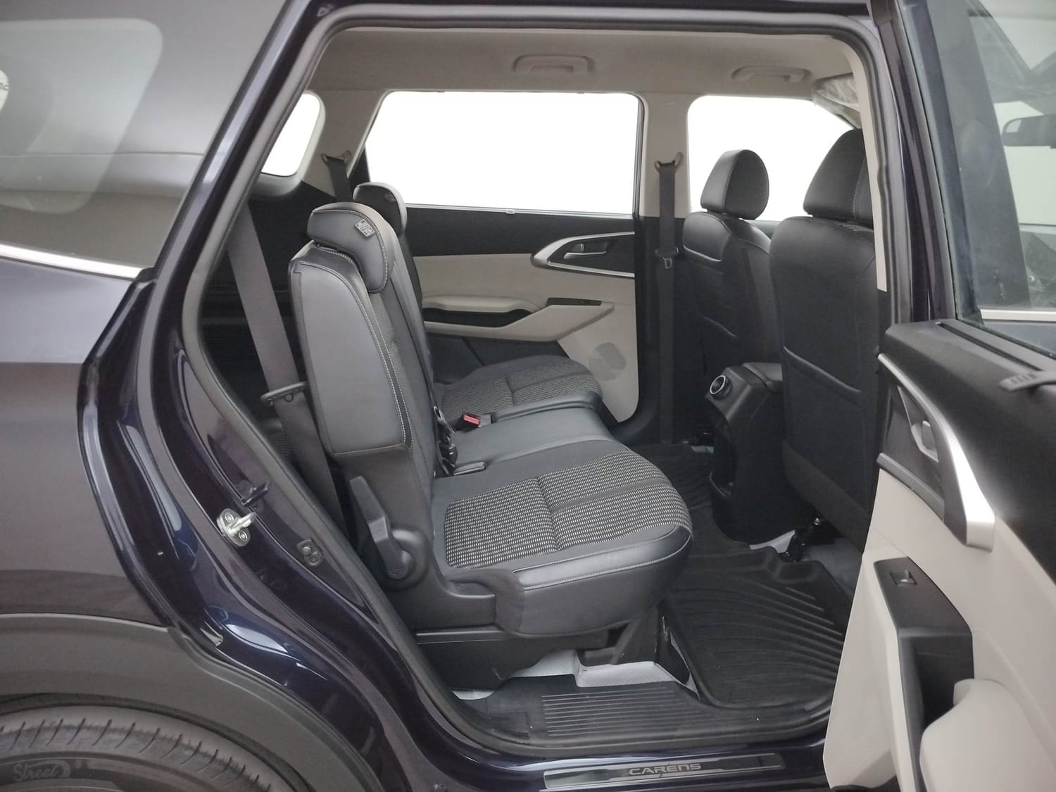 Carens image 18 Carens image 18