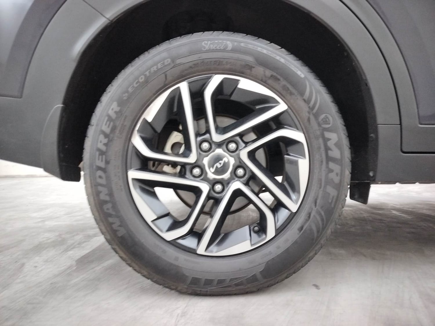 Carens image 33 Carens image 33