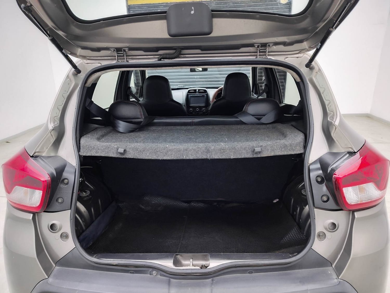 Kwid image 25 Kwid image 25