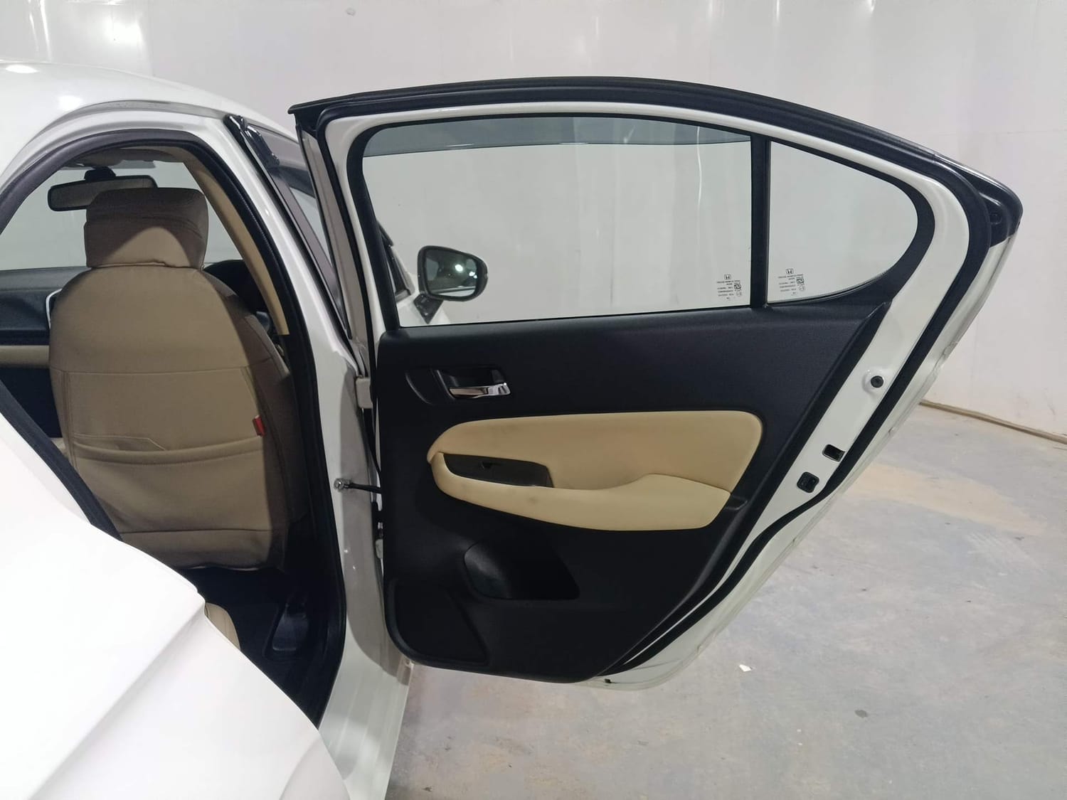 City image 20 City image 20