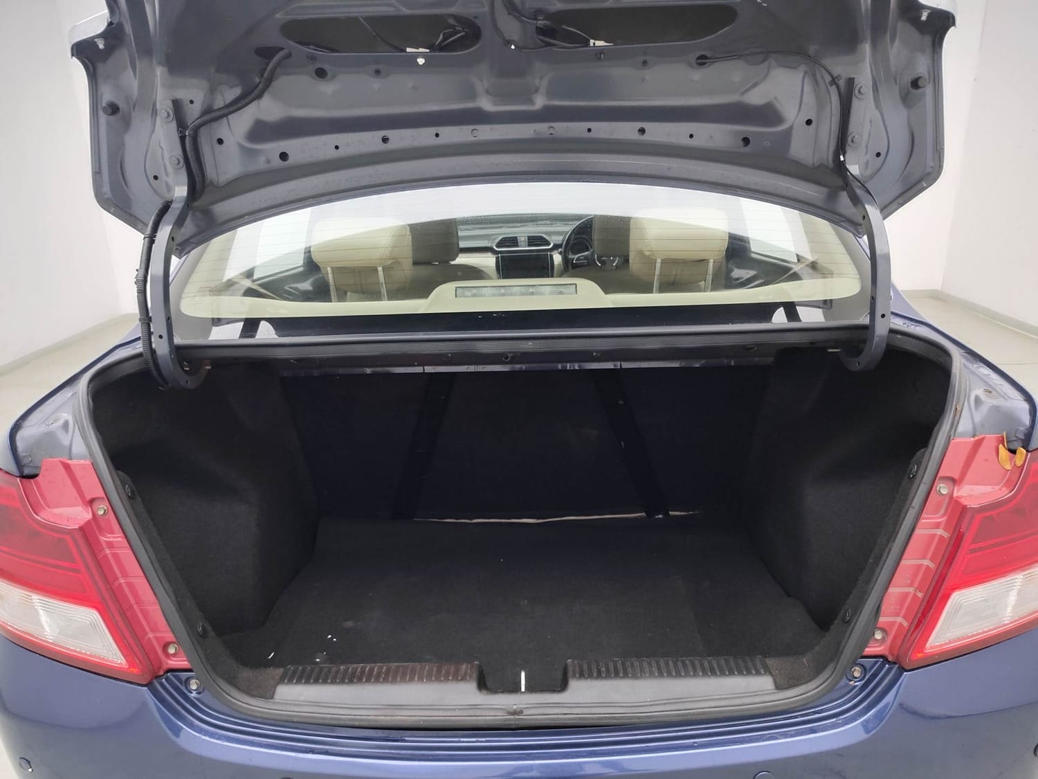 Dzire image 25 Dzire image 25