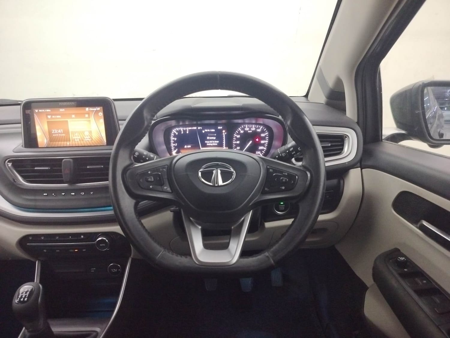 Used 2021 Tata Altroz Used 2021 Tata Altroz