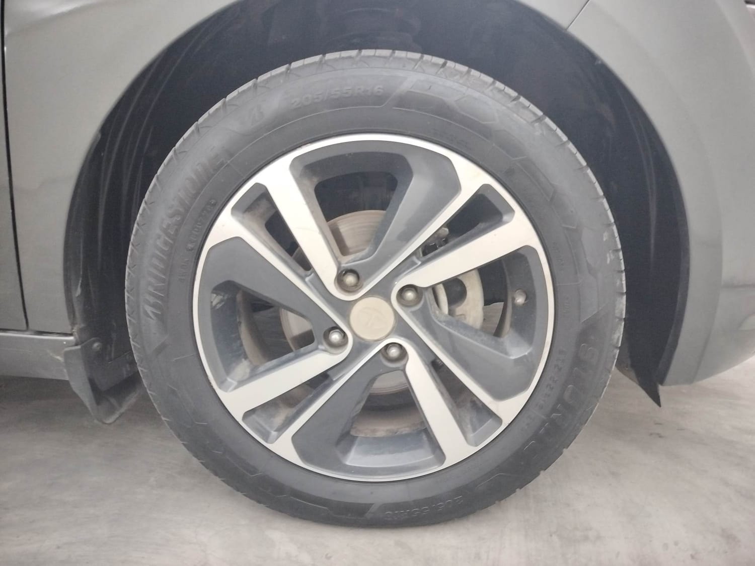 Used 2021 Tata Altroz Used 2021 Tata Altroz