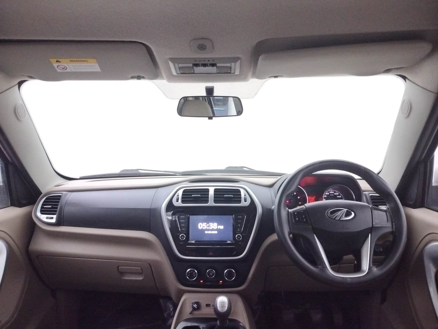 TUV300 image 12 TUV300 image 12