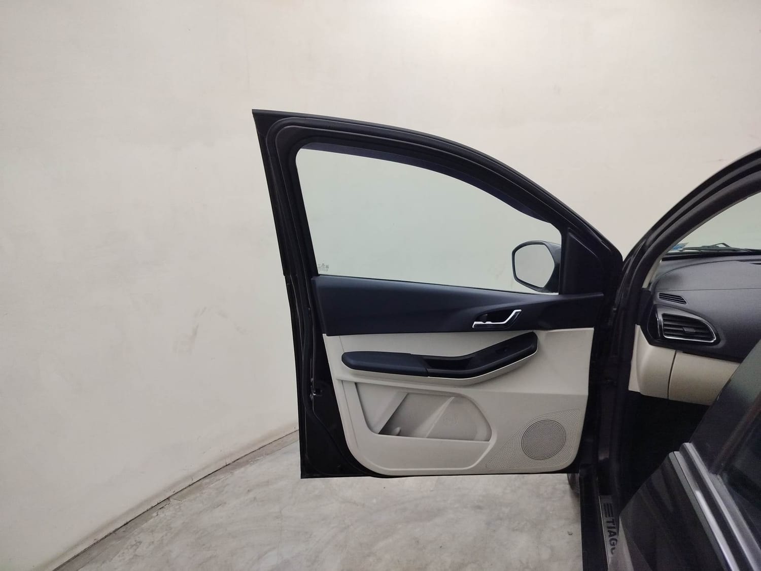 Tiago image 21 Tiago image 21