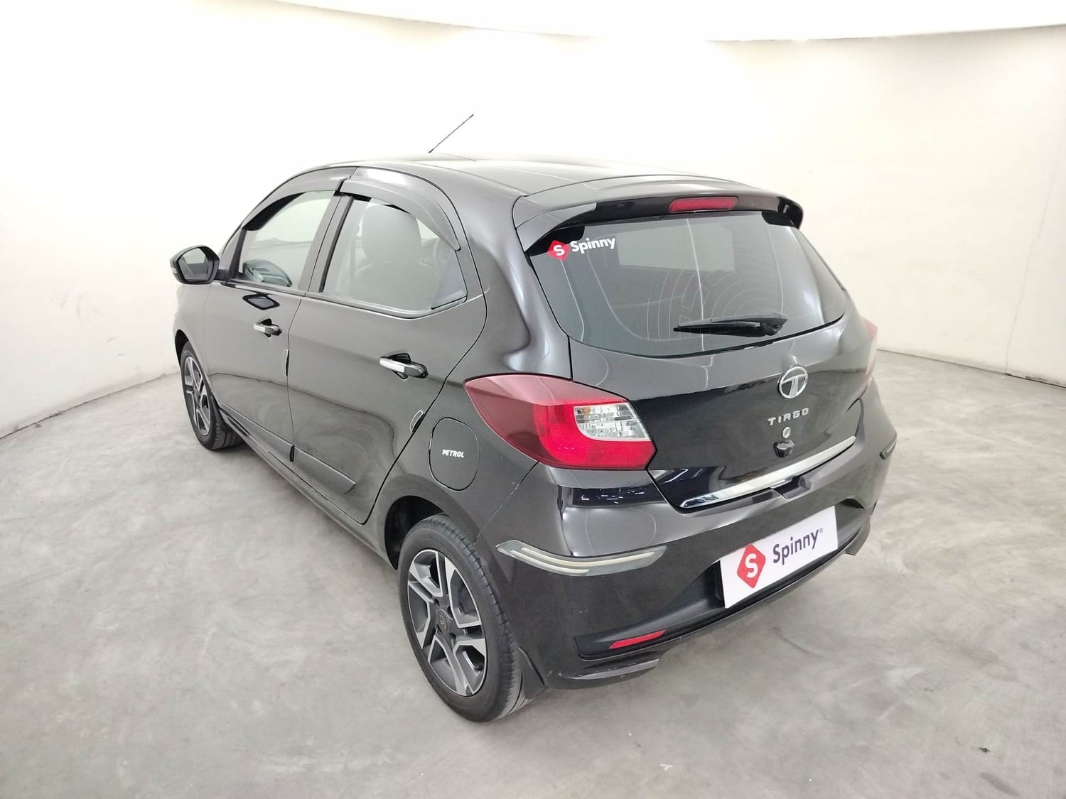 Tiago image 3 Tiago image 3