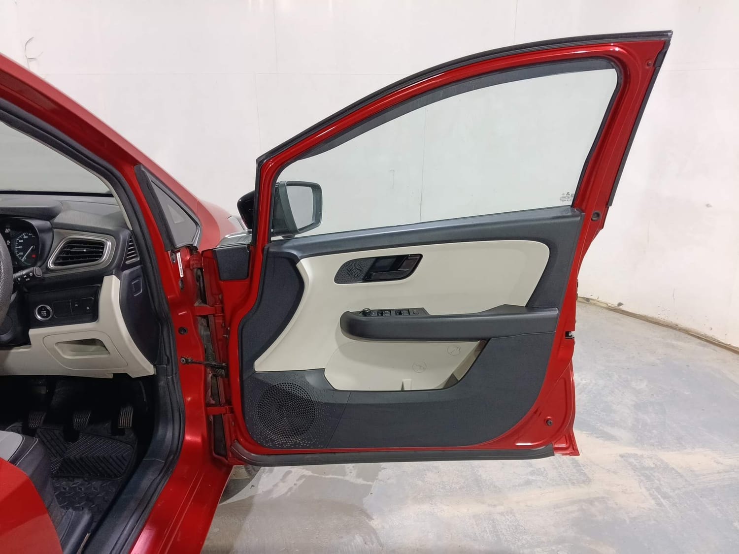 Altroz image 19 Altroz image 19