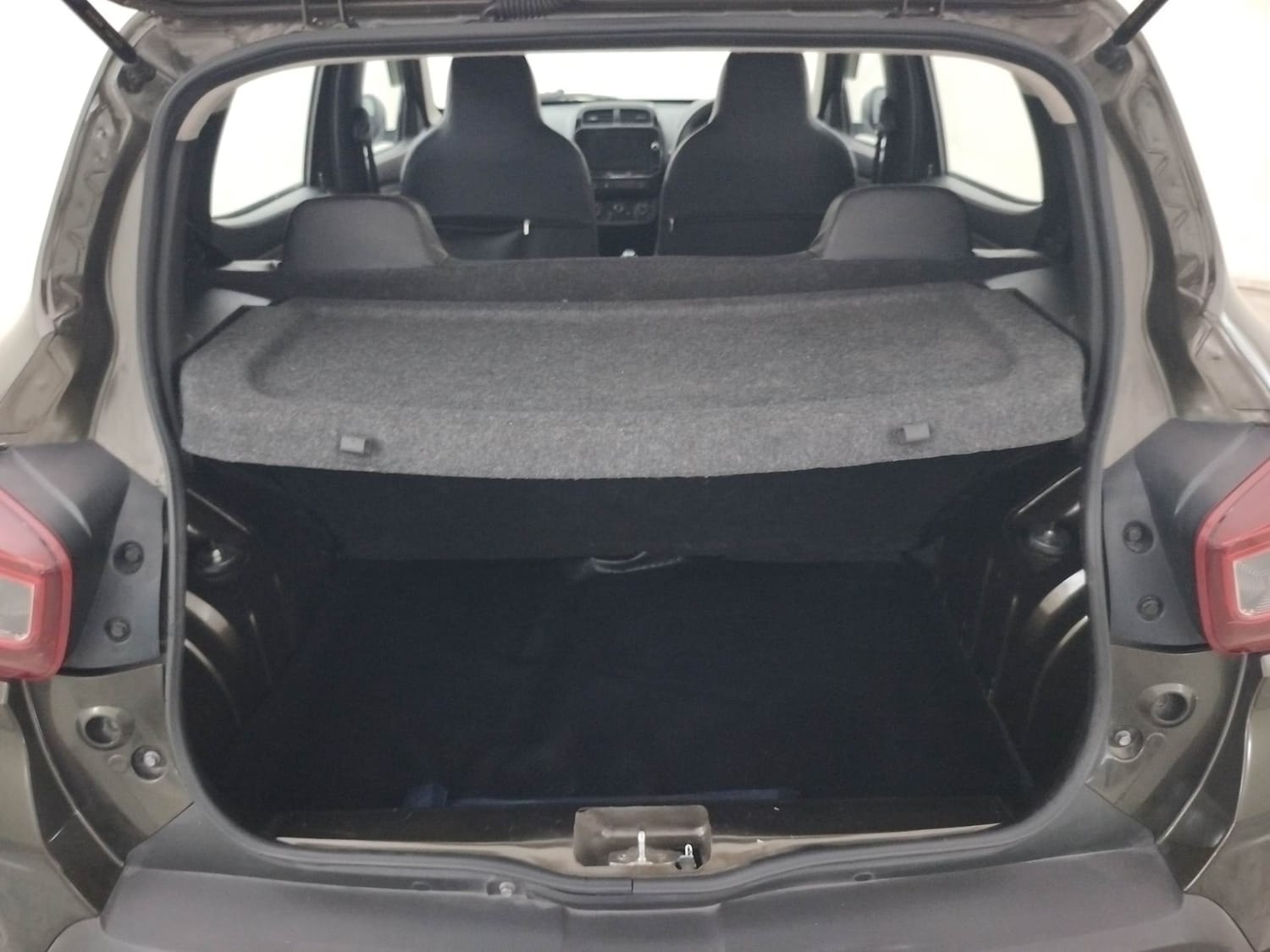 Kwid image 25 Kwid image 25