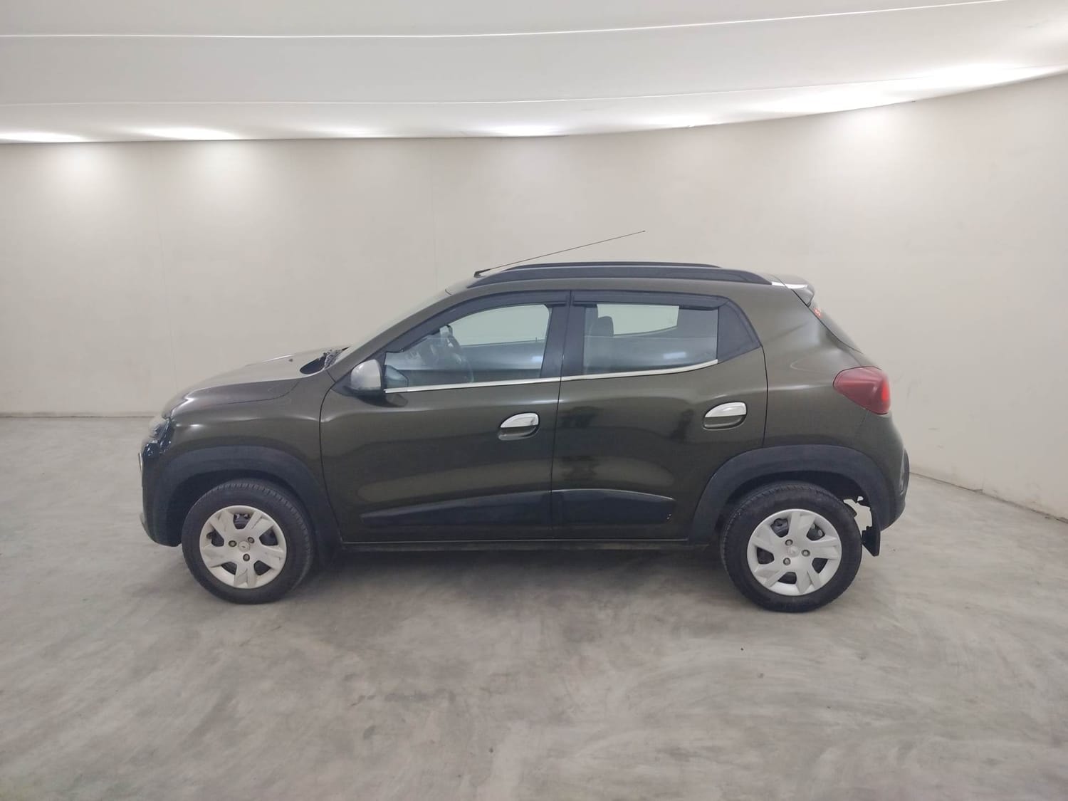 Kwid image 2 Kwid image 2