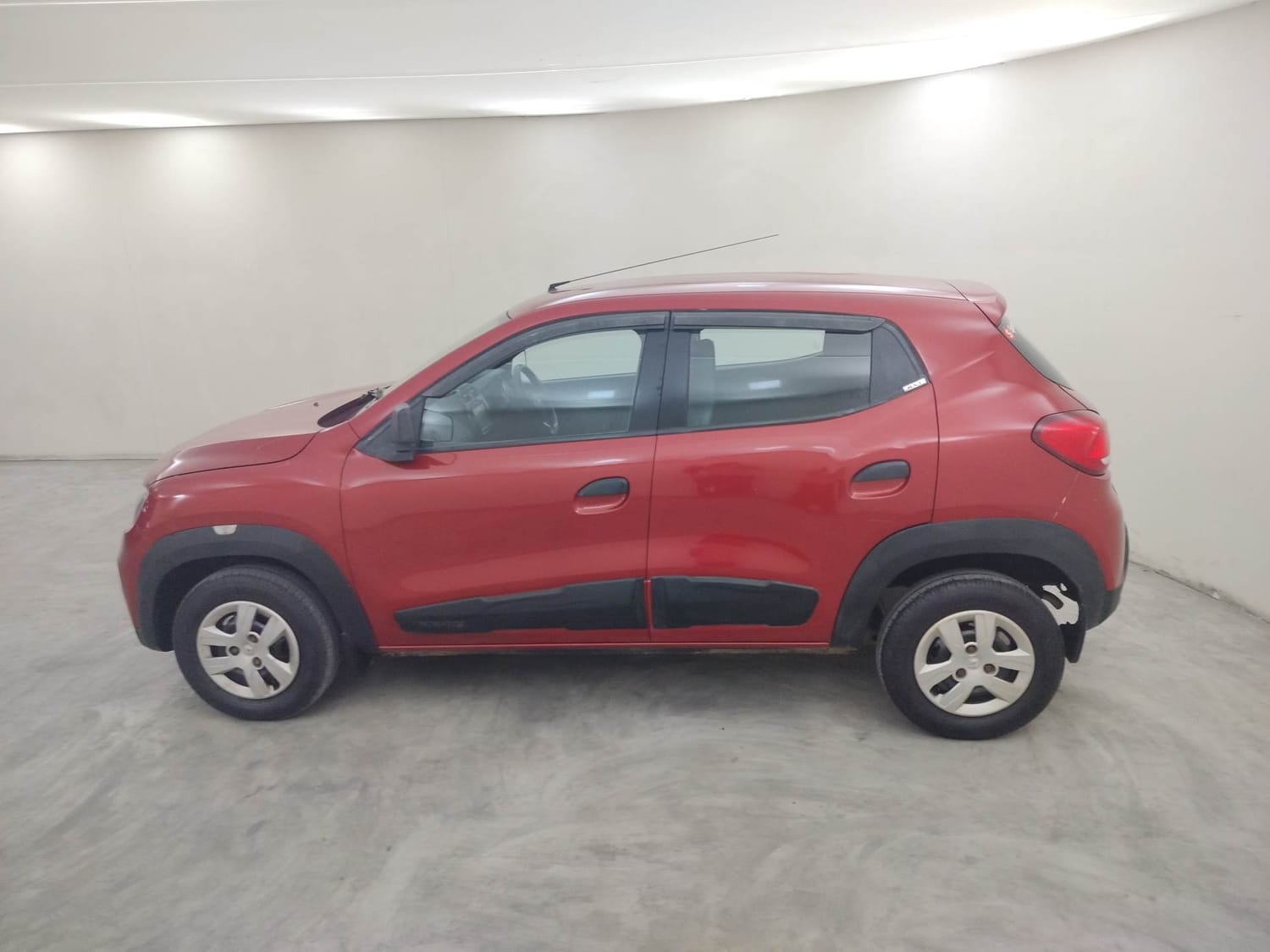 Kwid image 2 Kwid image 2