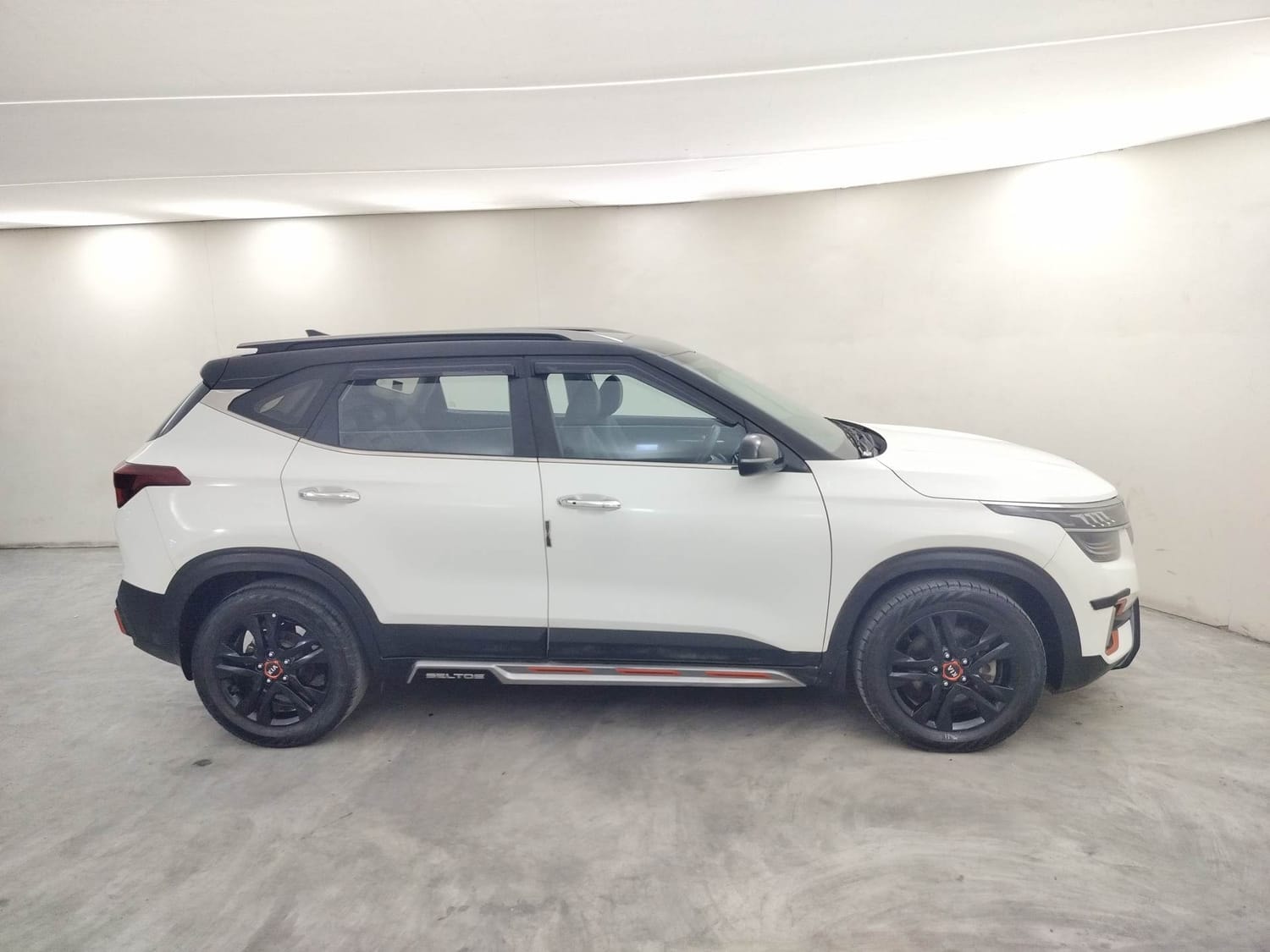 Seltos image 6 Seltos image 6