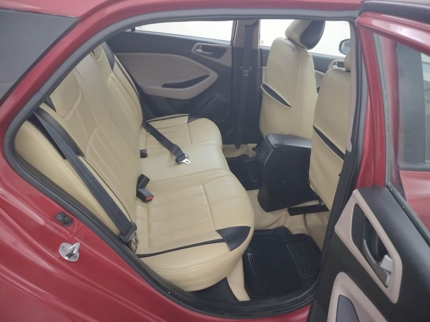 Elite i20 image 18 Elite i20 image 18