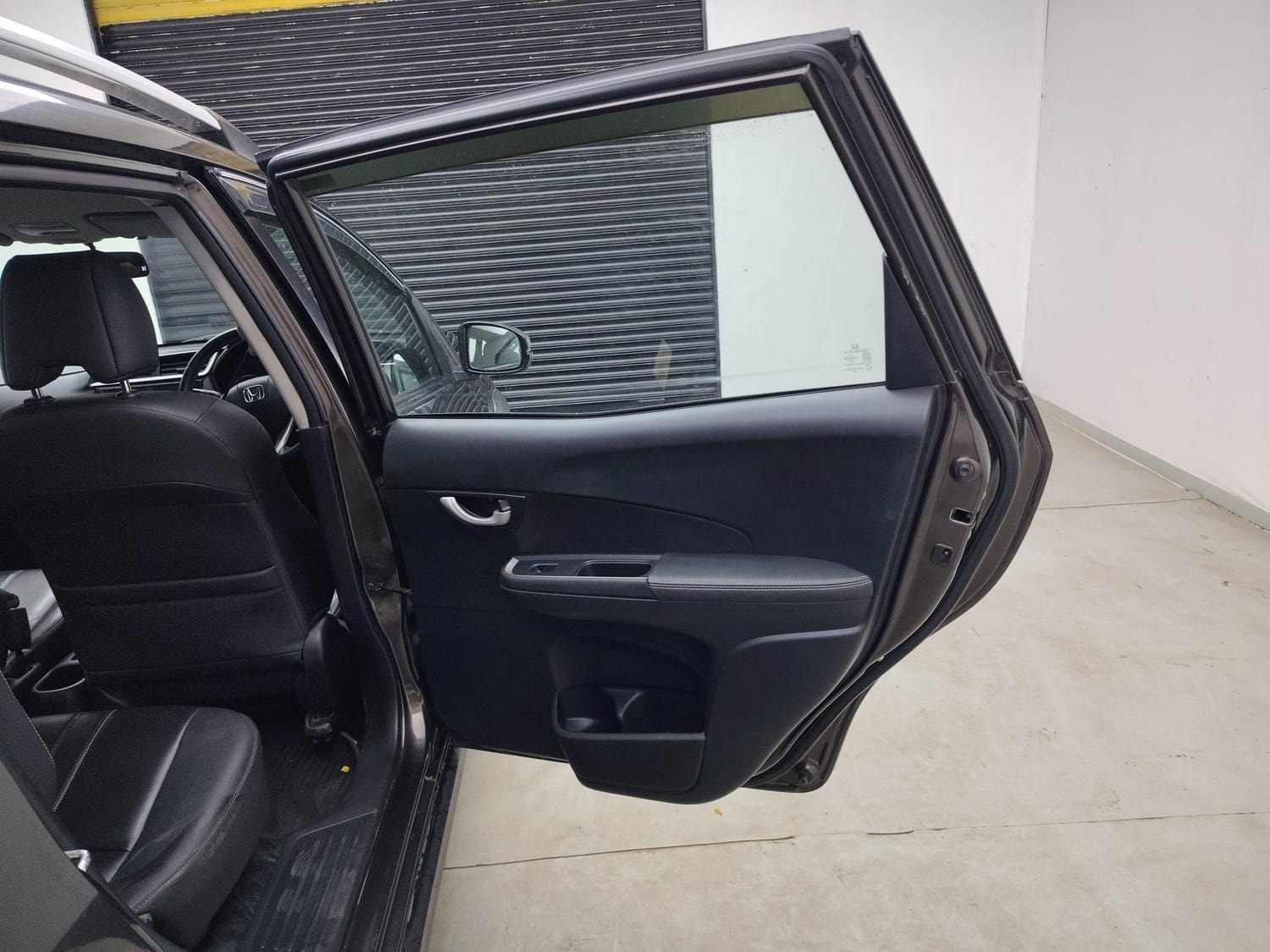 BR-V image 20 BR-V image 20