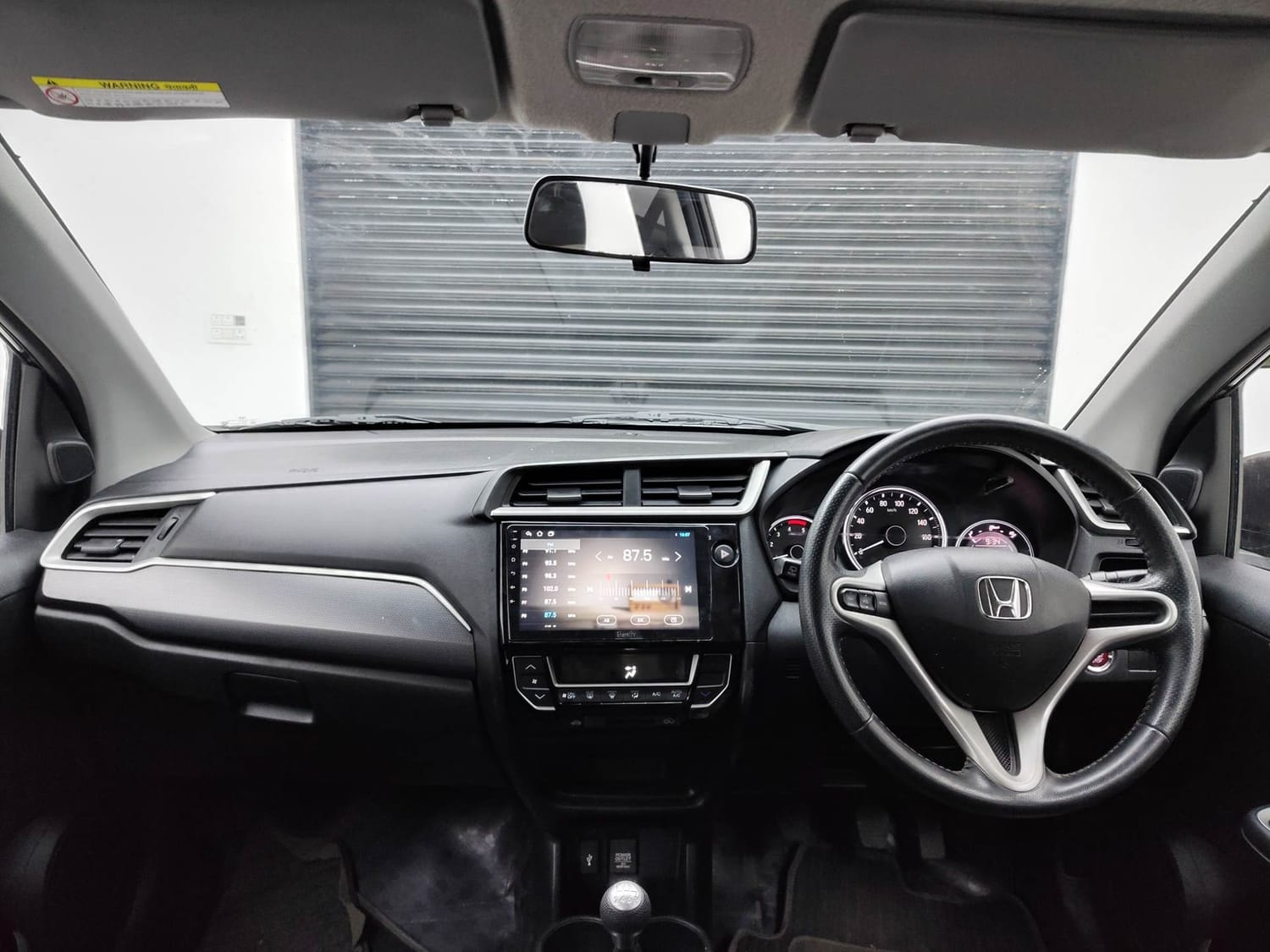 BR-V image 12 BR-V image 12