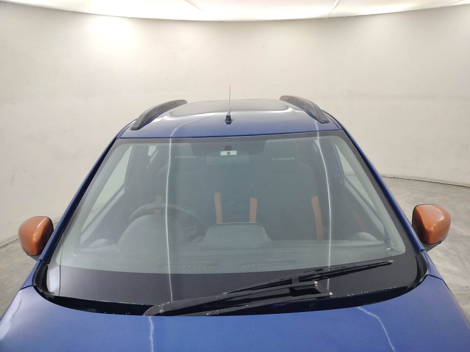 Kwid image 9 Kwid image 9