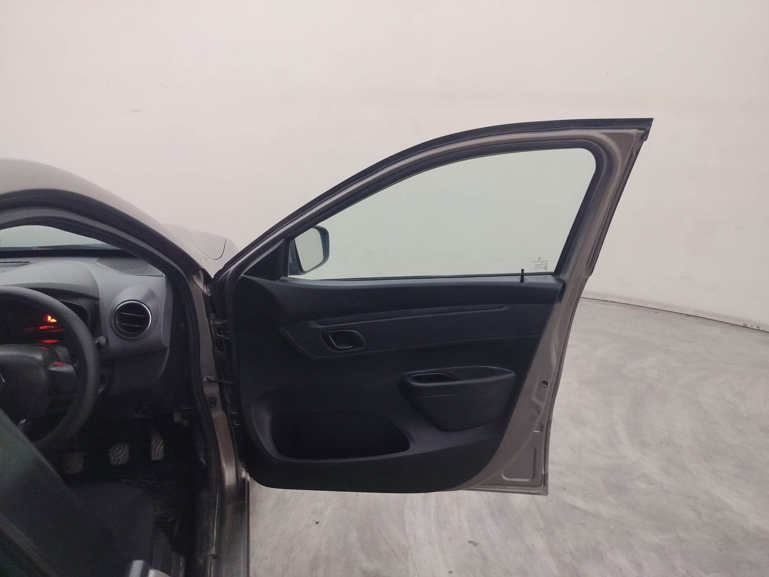 Kwid image 19 Kwid image 19